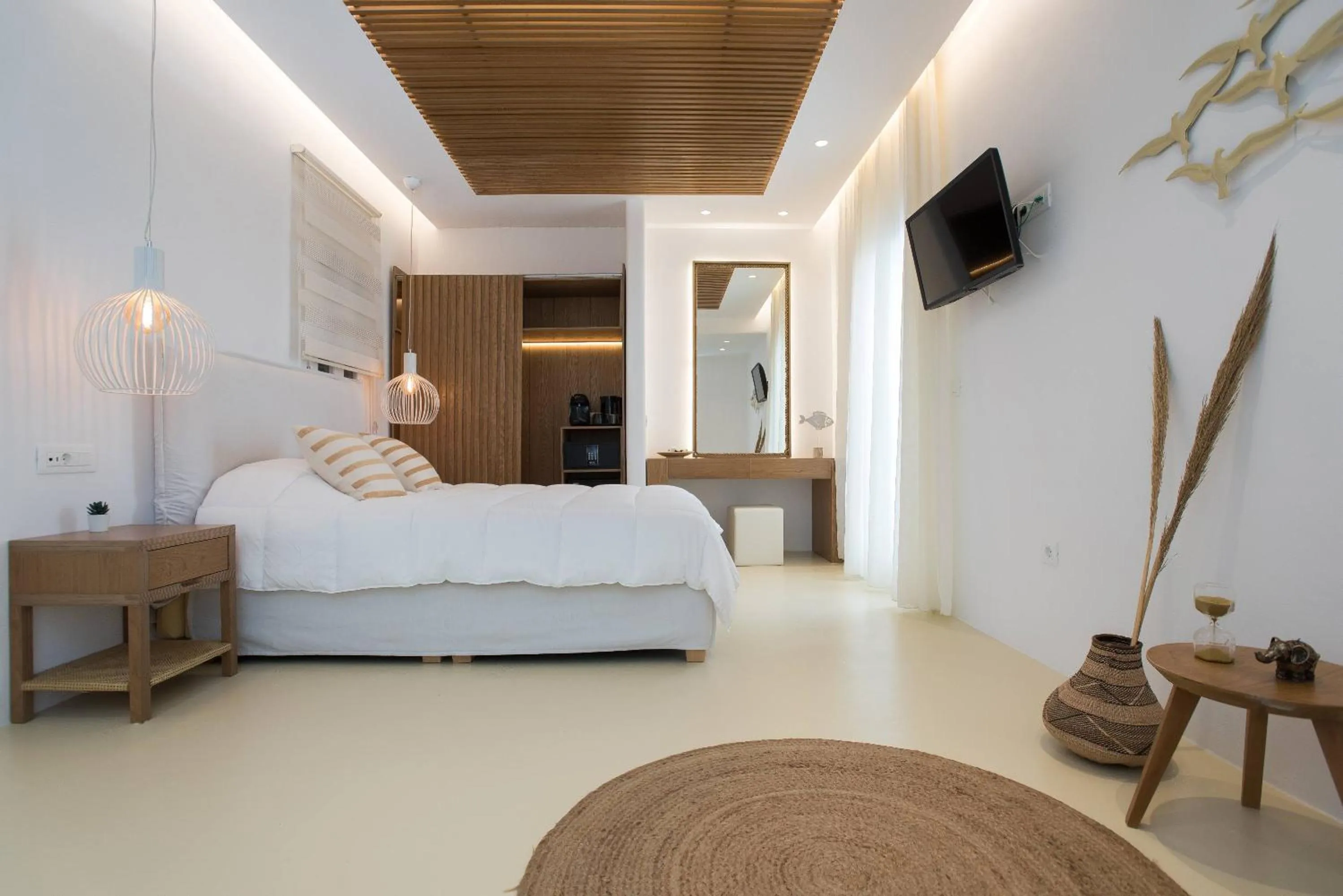 Bed in Elit Suites Mykonos