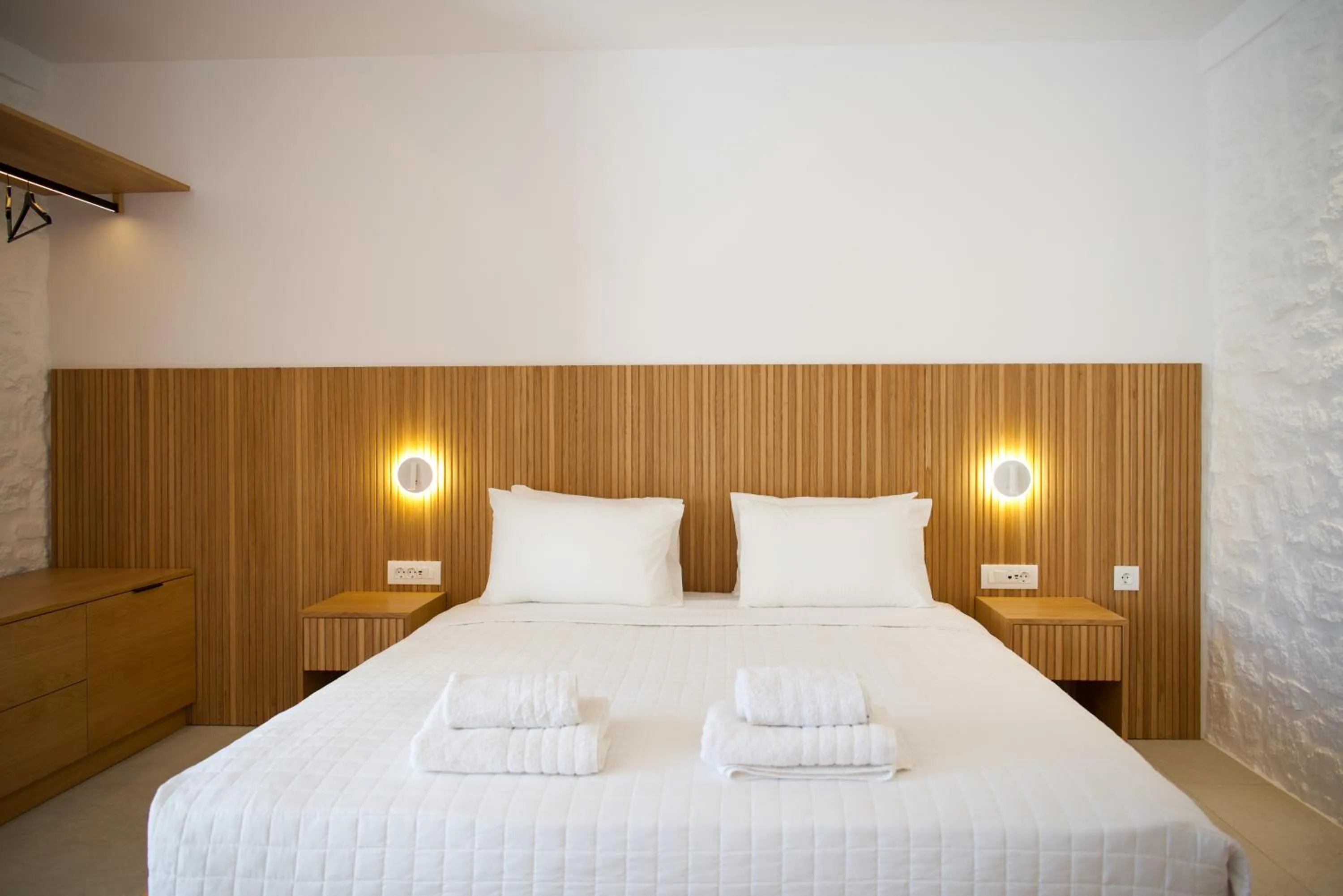 Photo of the whole room, Bed in Elit Suites Mykonos