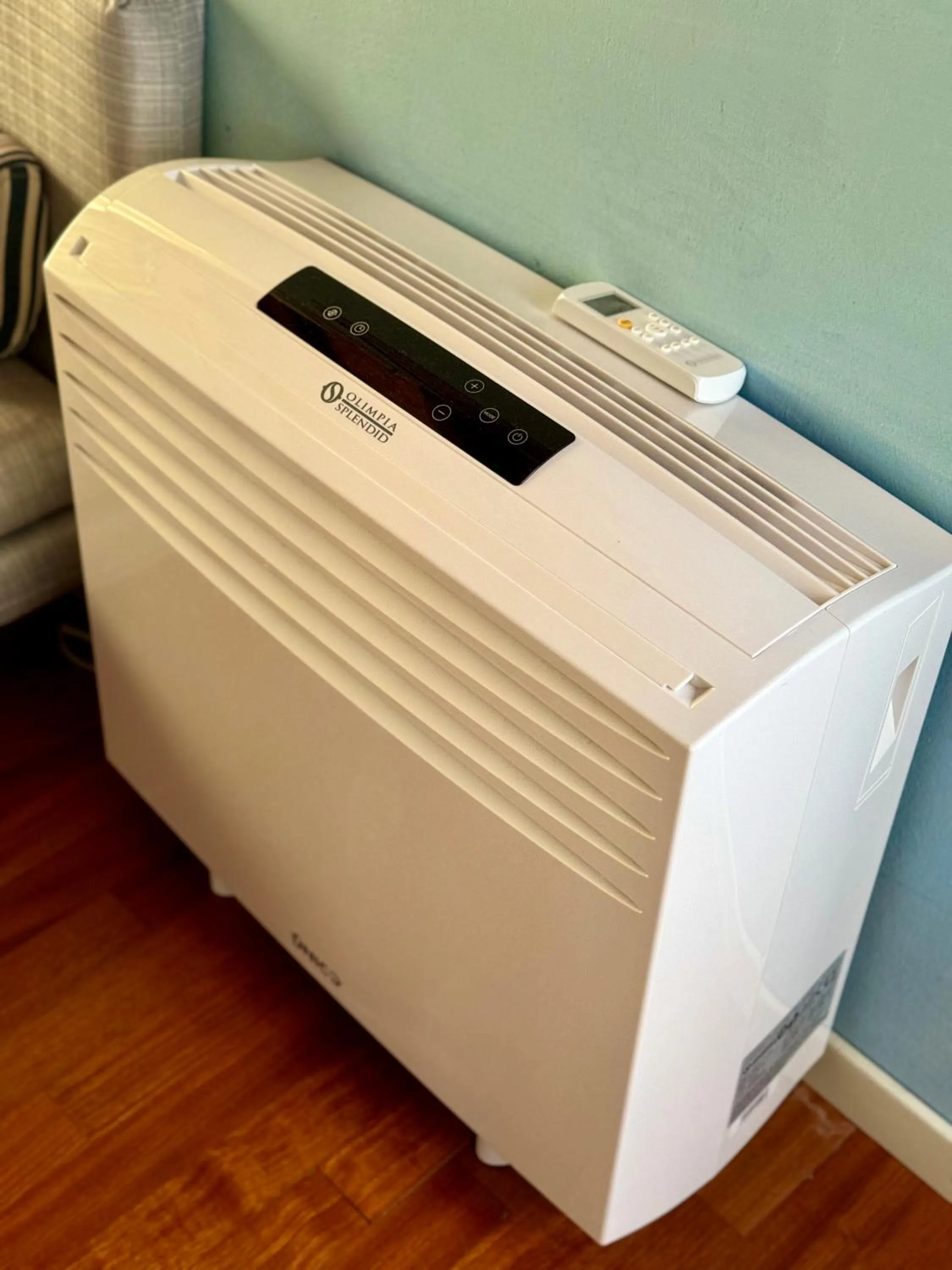 air conditioner in First Dream Venice