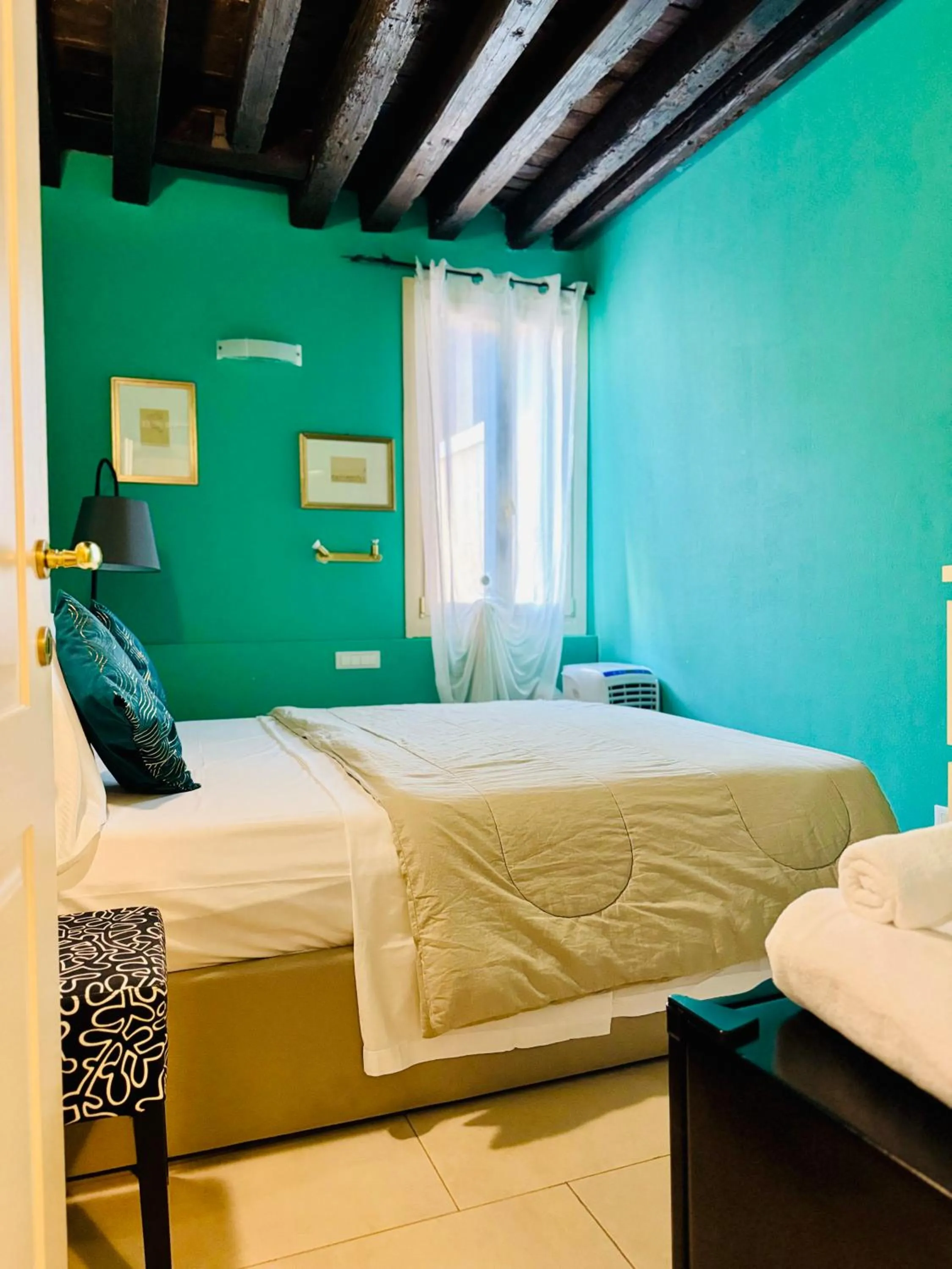 Bed in First Dream Venice