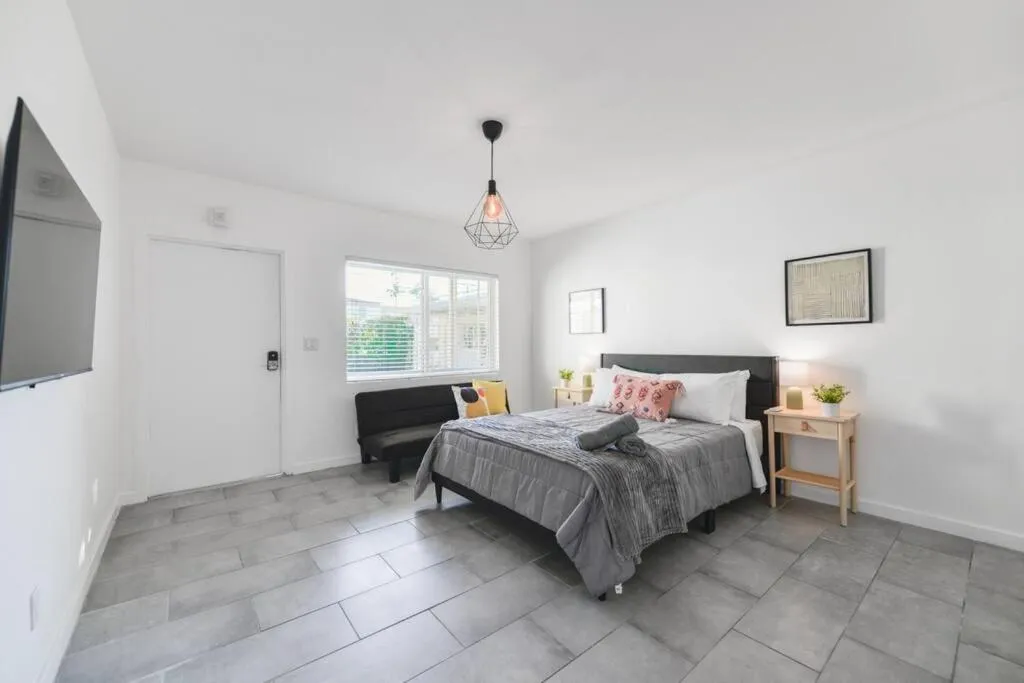 Bed in Wonderful and calm studio in Miami