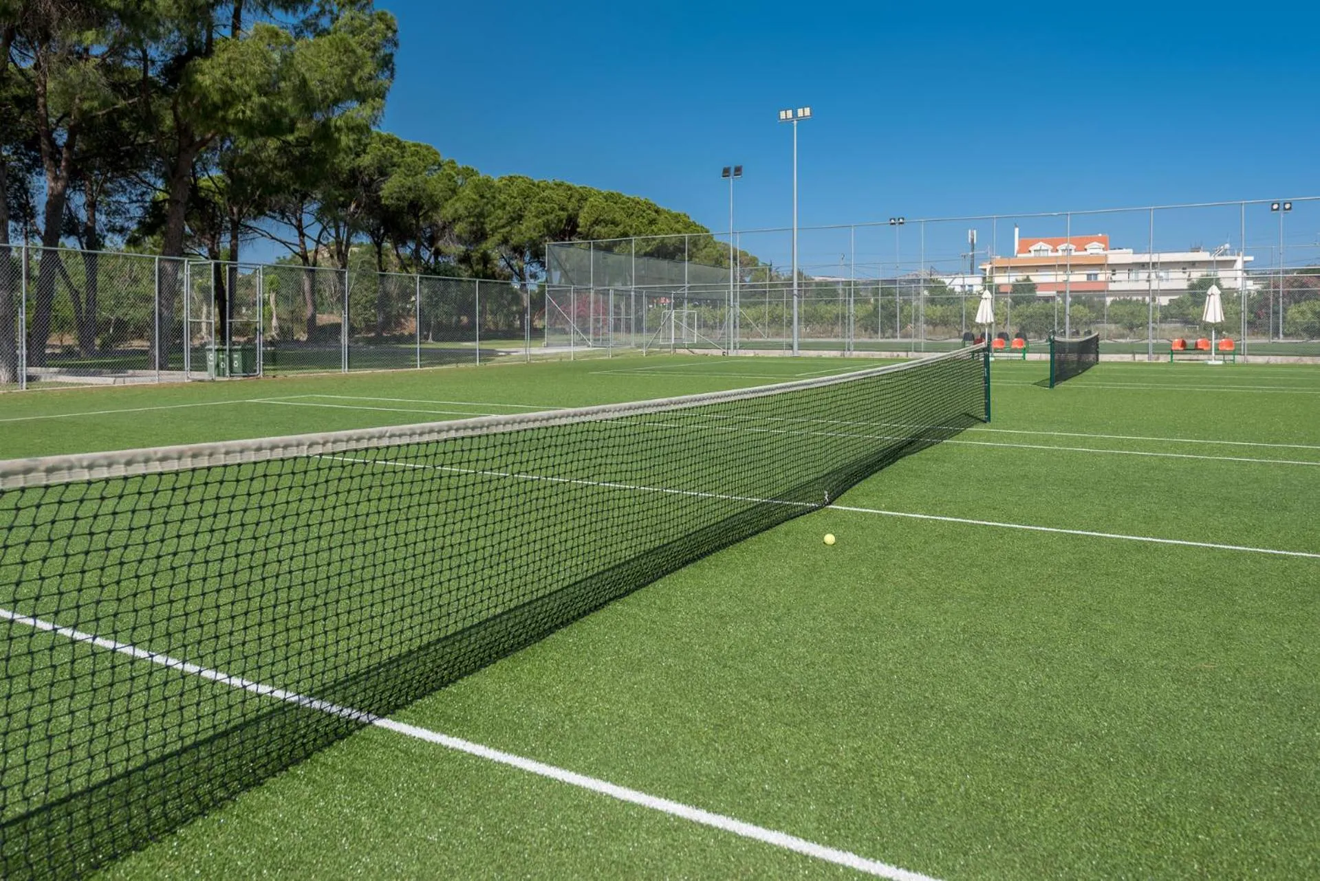 Tennis court in Apollo Beach