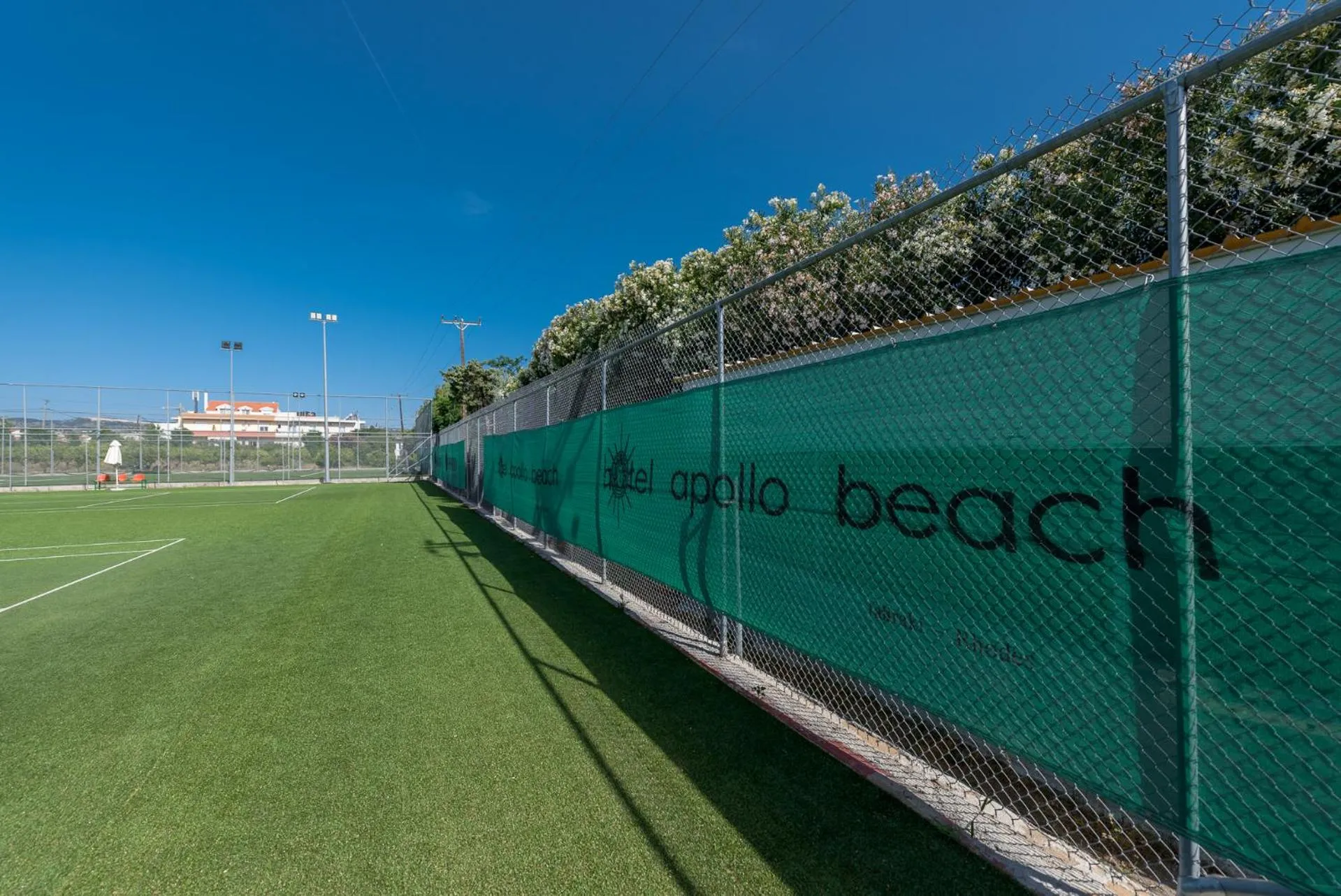 Tennis court in Apollo Beach