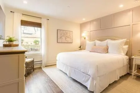 Bed in Downtown Luxury Farmhouse Apartment #1