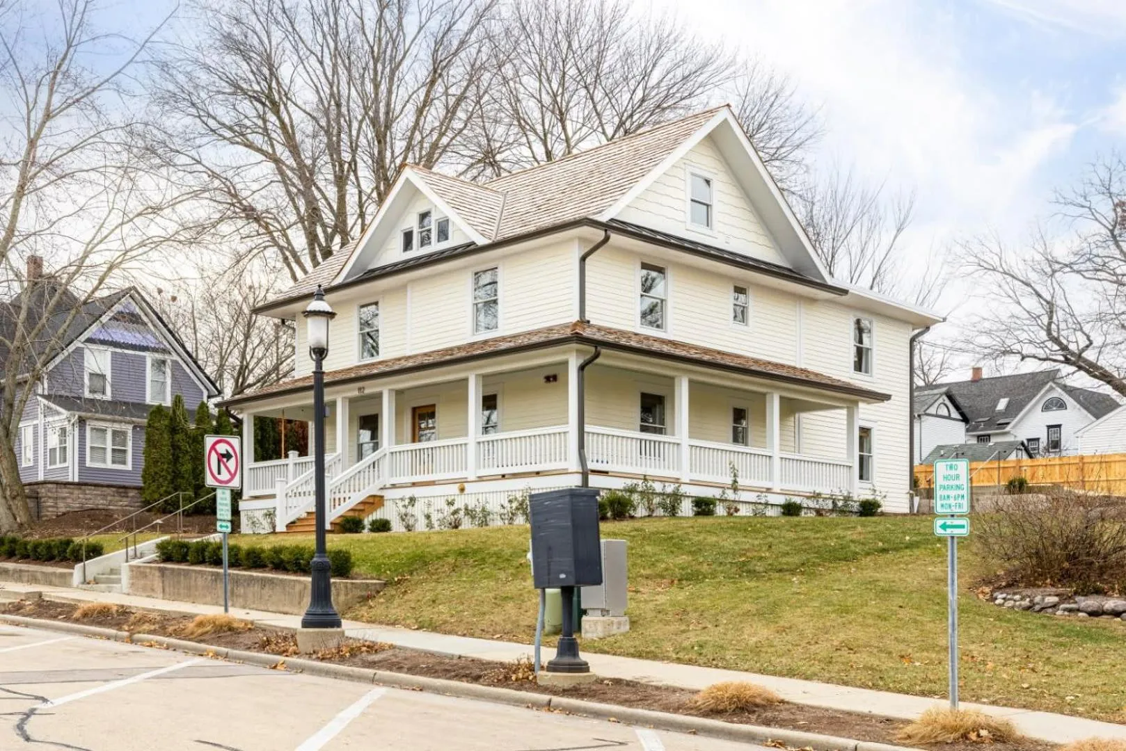 Downtown Luxury Farmhouse Apartment #1
