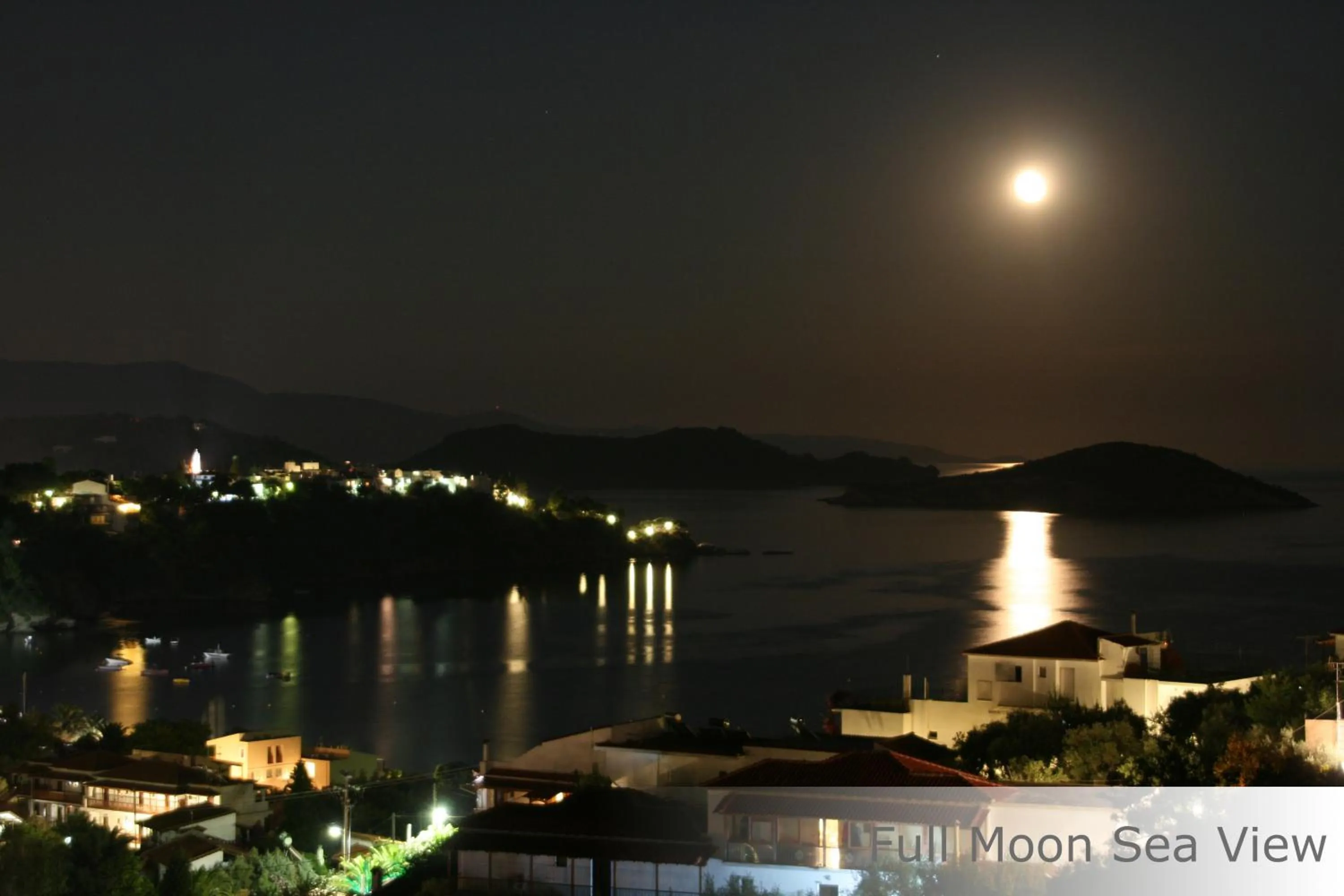 Night in Eye Q Resort Seaview