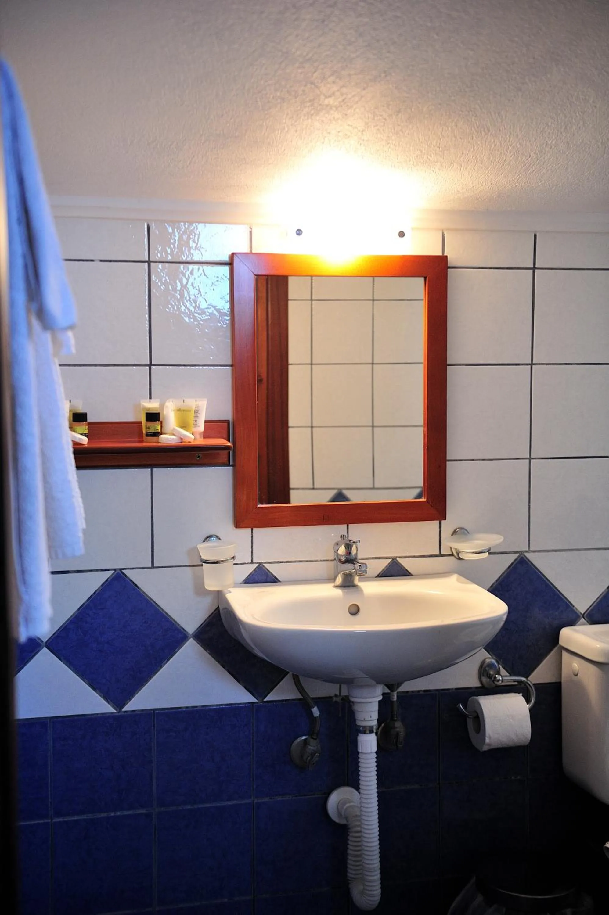 Eye Q Resort Seaview