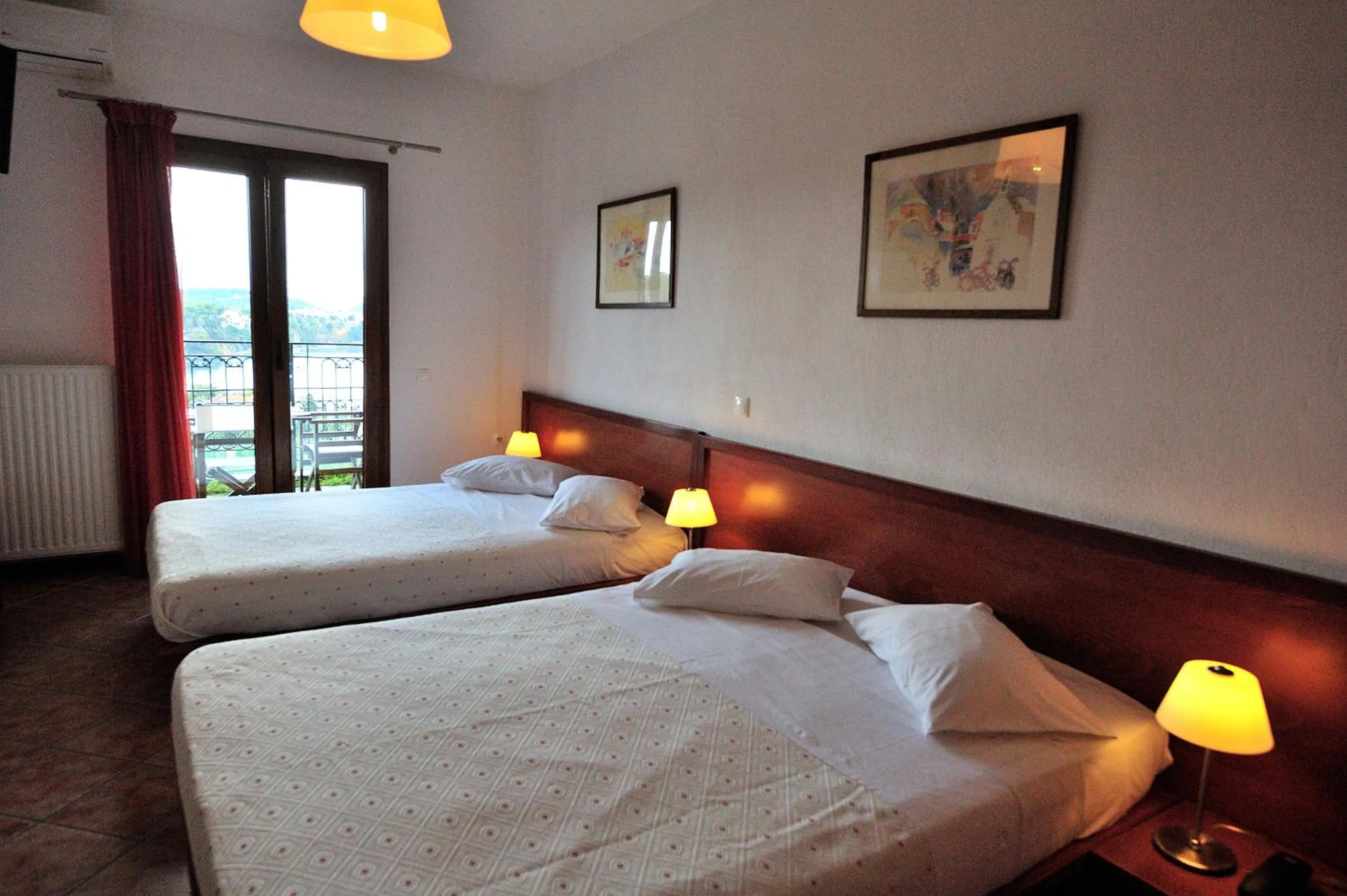 Bed in Eye Q Resort Seaview