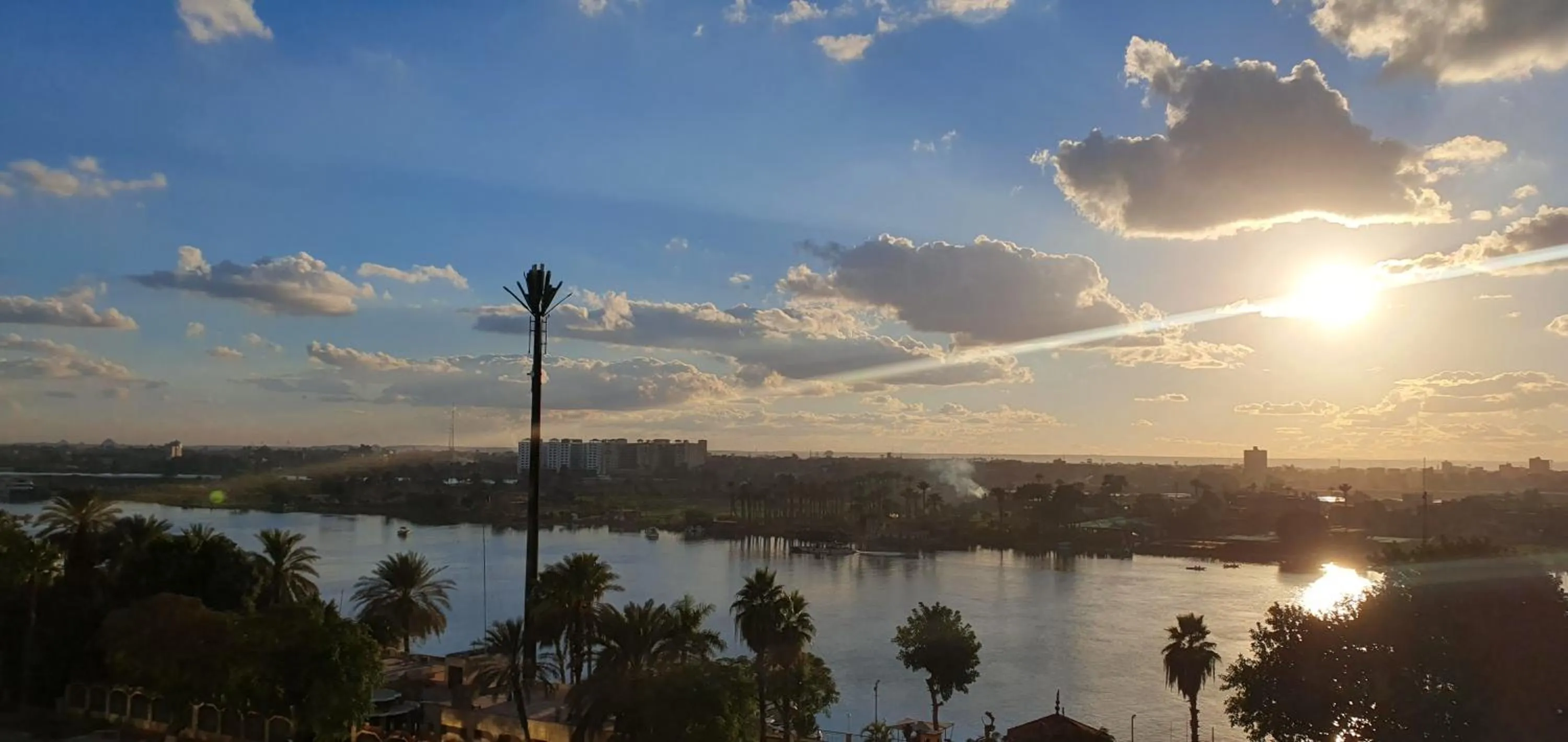 Grand Bayan Hotel & Apt at Nile Plaza