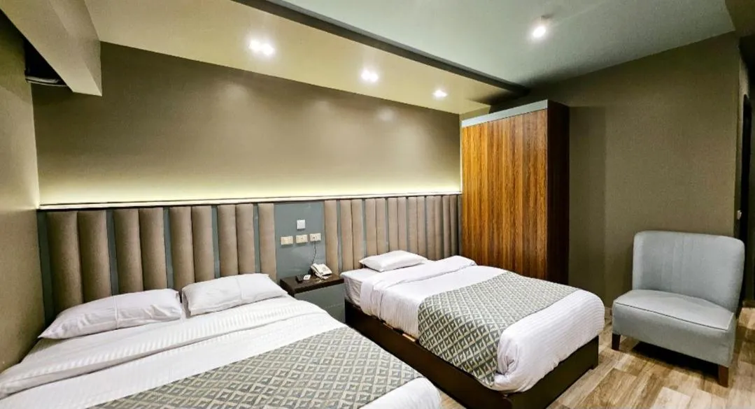 Bed in Grand Bayan Hotel & Apt at Nile Plaza