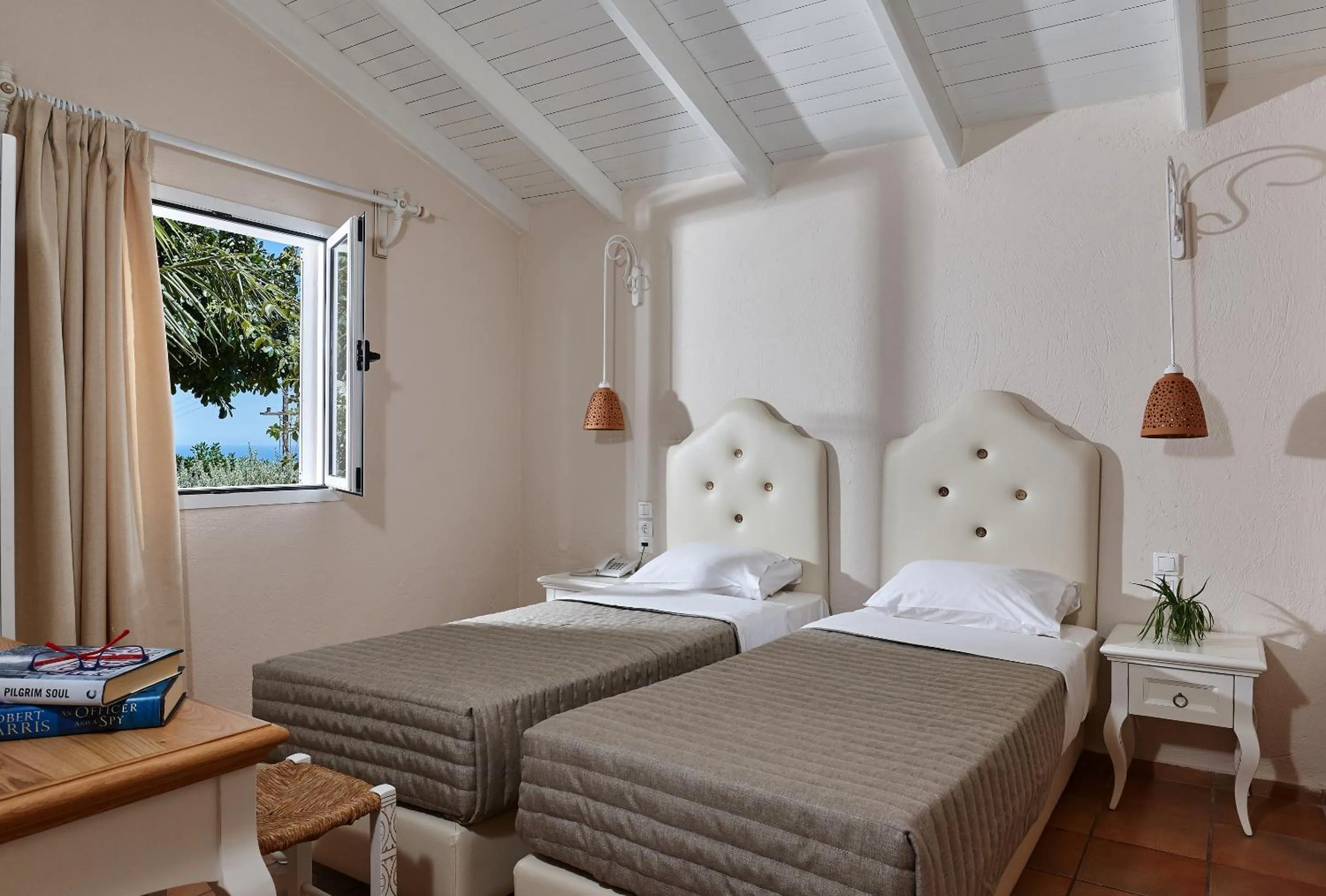 Bedroom, Bed in Marni Village