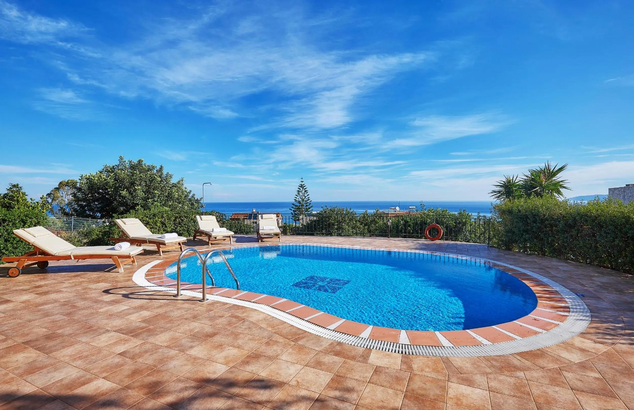 Swimming pool in Marni Village