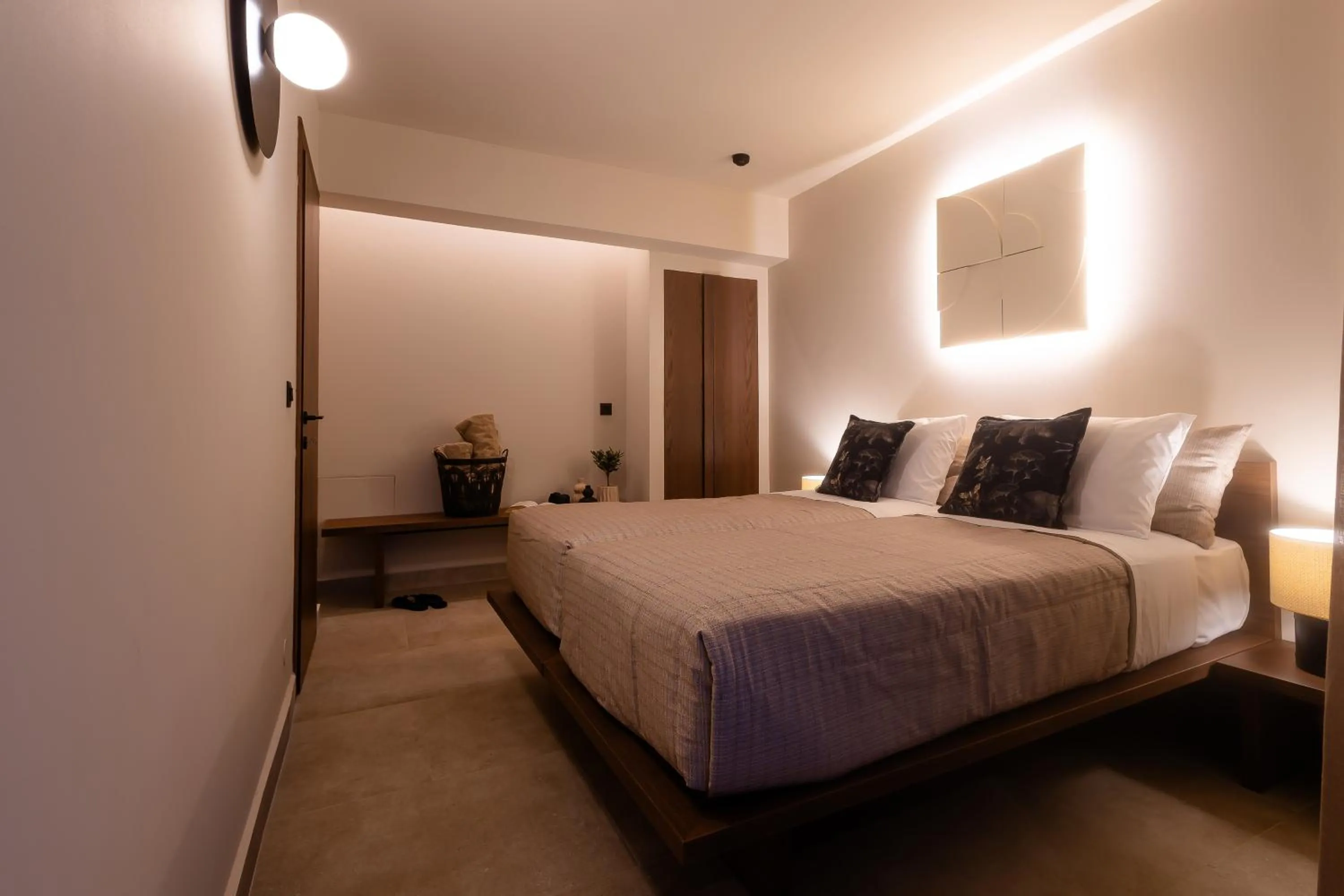 Bedroom, Bed in Marni Village