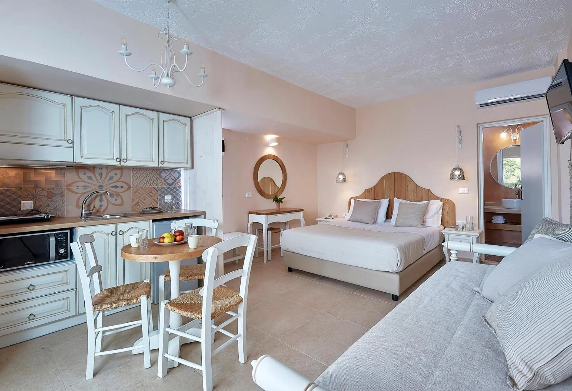 Photo of the whole room, Bed in Marni Village