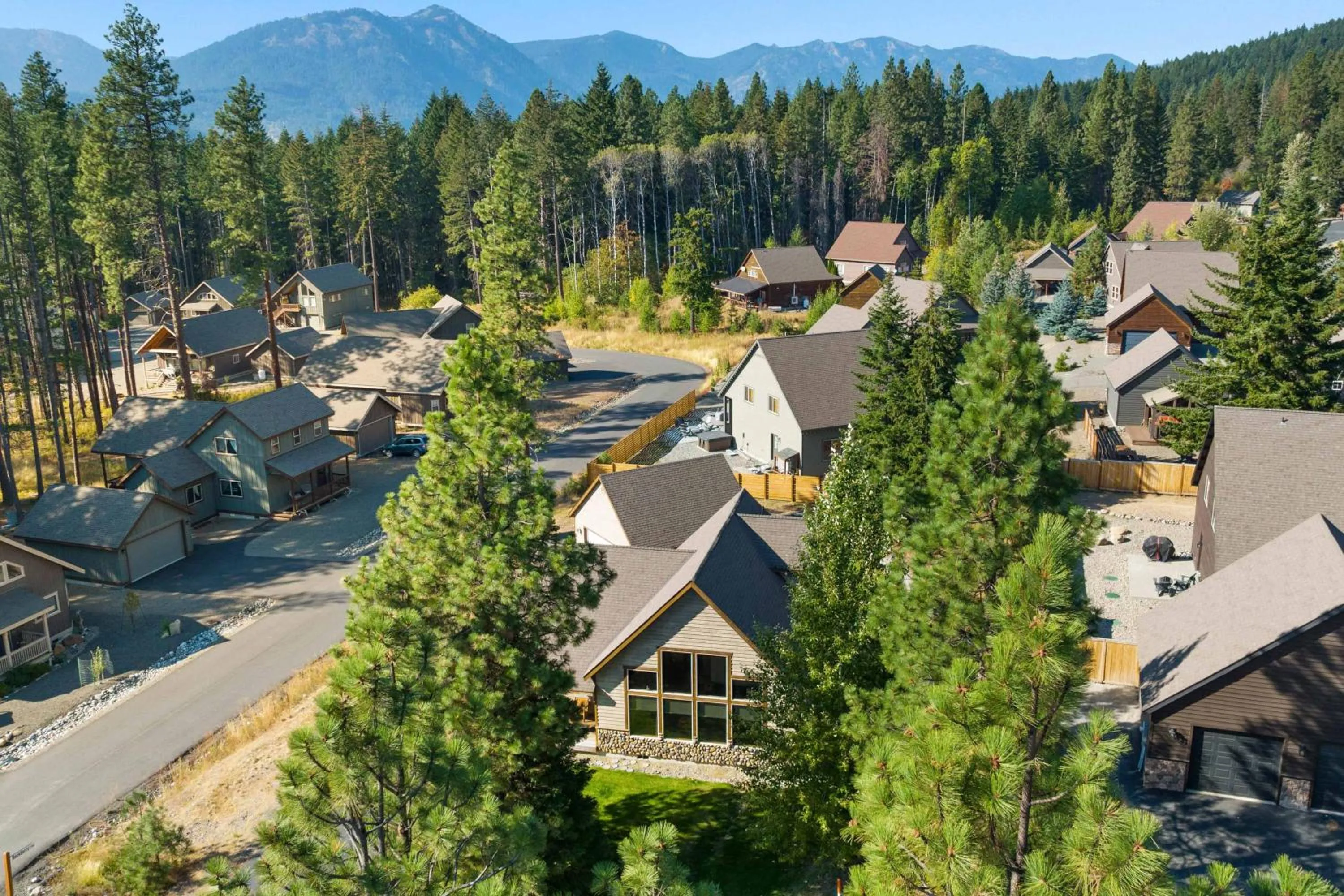 Dog-Friendly Ronald Vacation Rental Cabin!