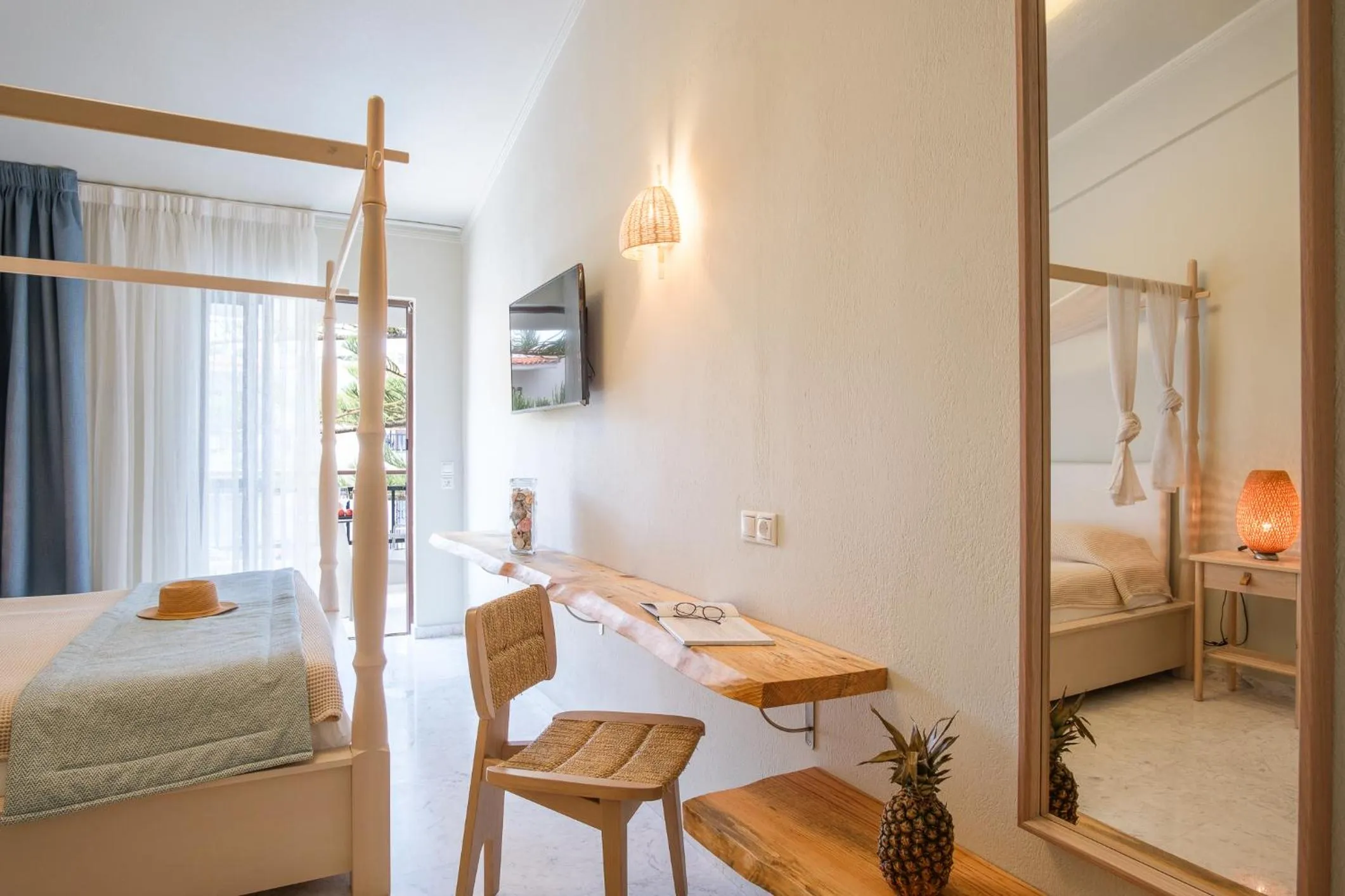 Bed in Bourtzi Hotel