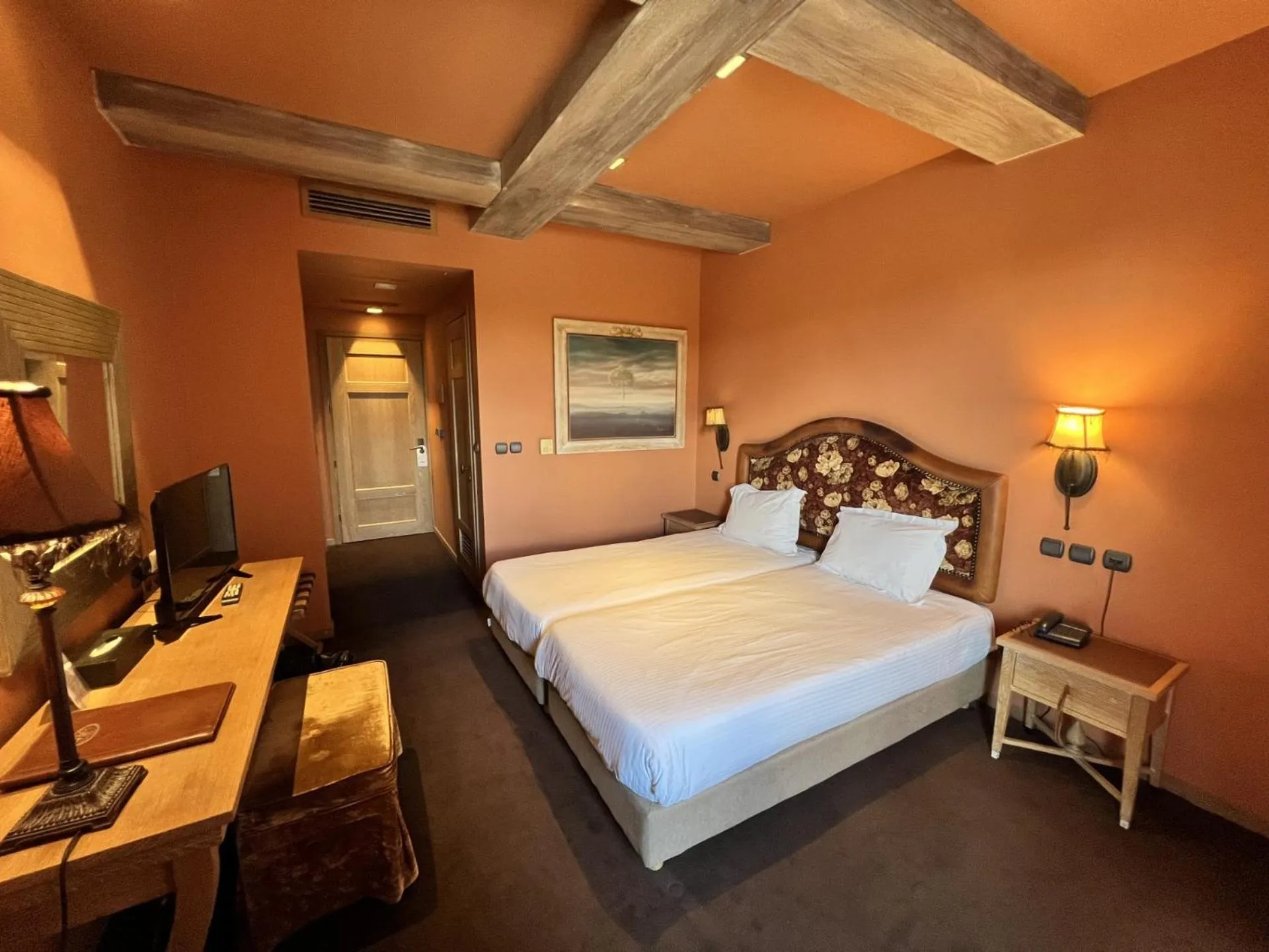 Bedroom, Bed in Mainalon Resort