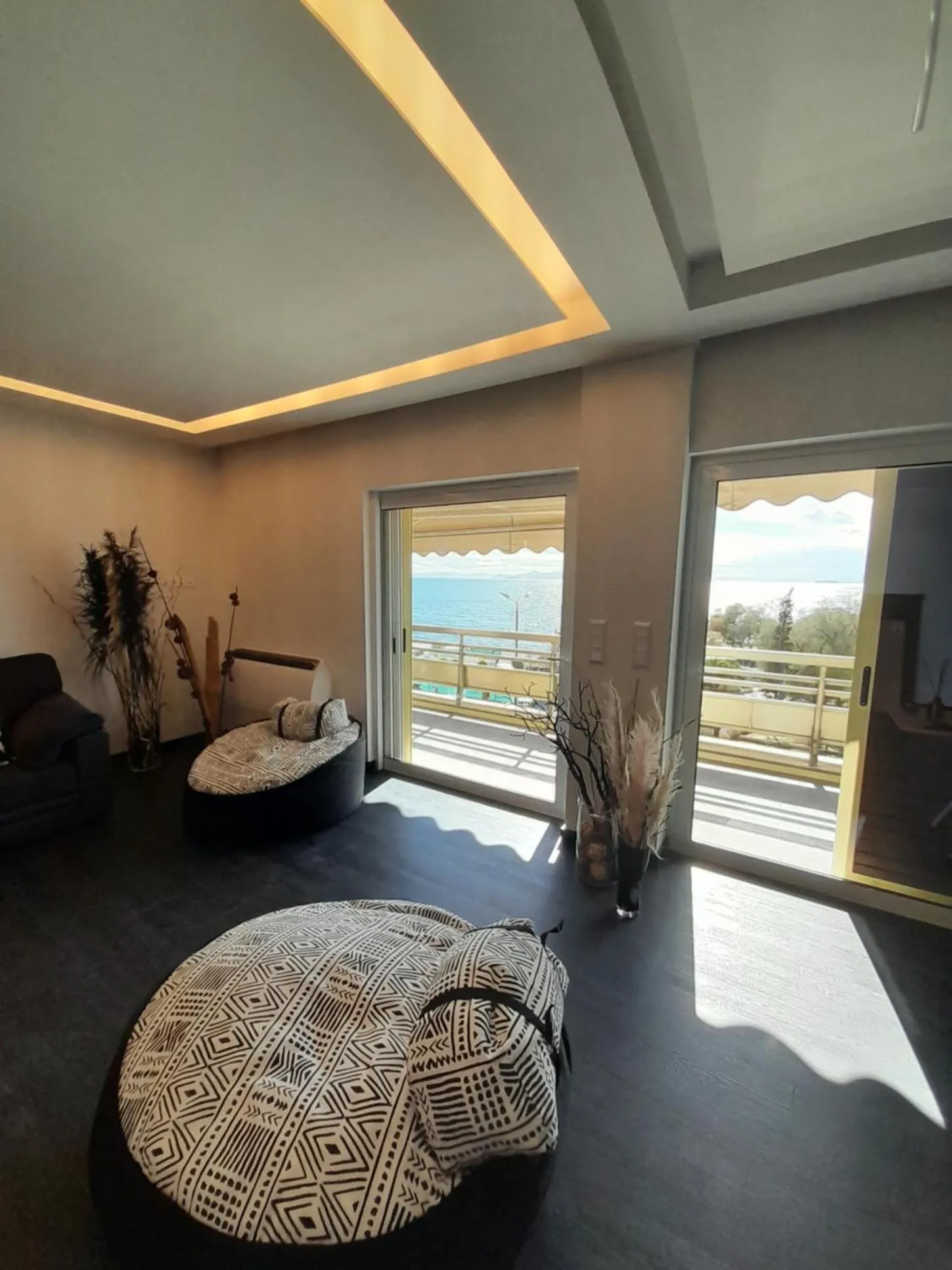 Bed in Coral Hotel Athens