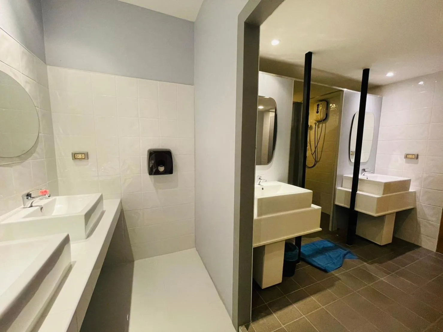 Toilet in Rabbitel Phuket