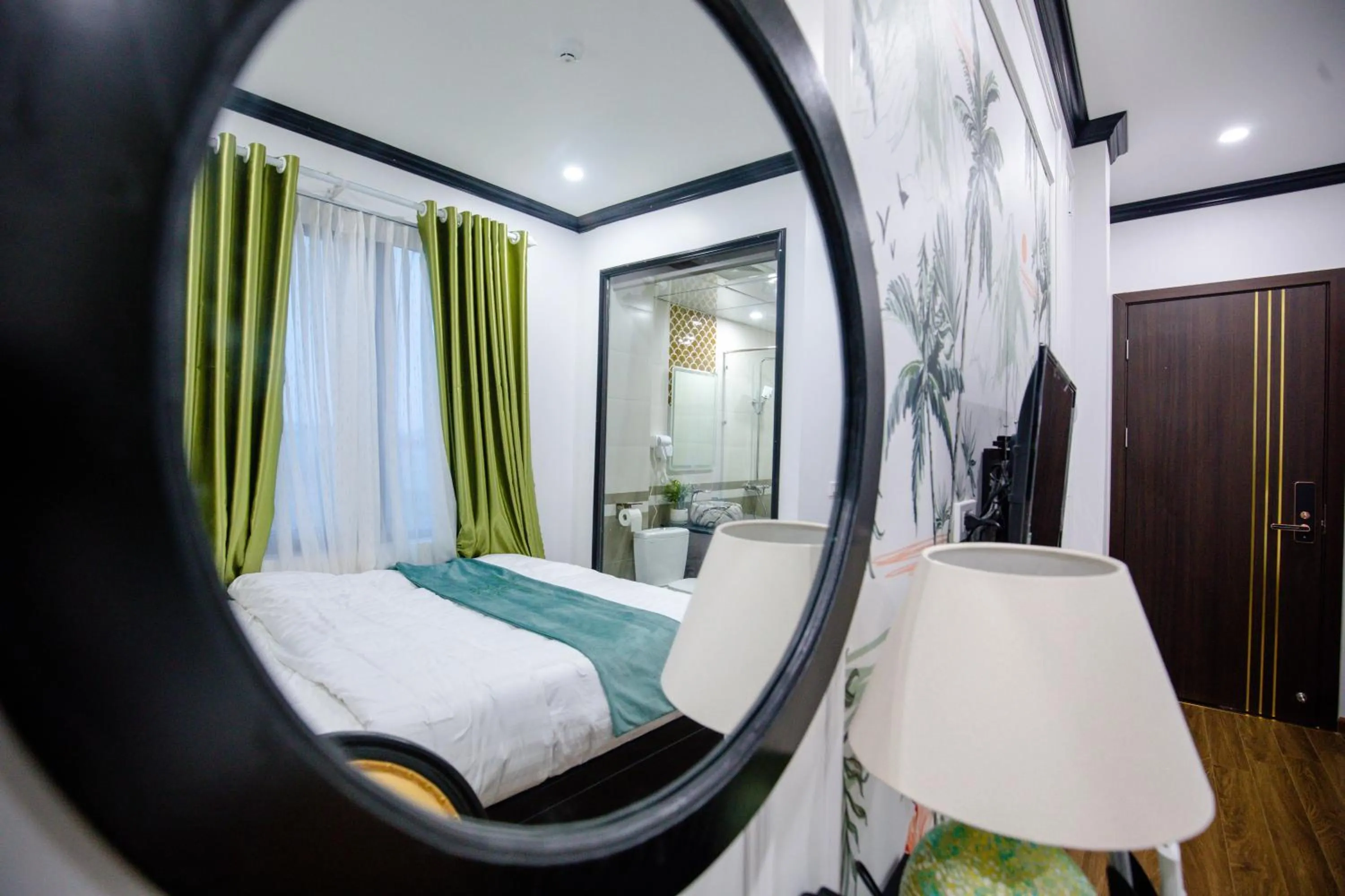 Bedroom, Bed in HƯỚNG DƯƠNG HOTEL THANH HOÁ