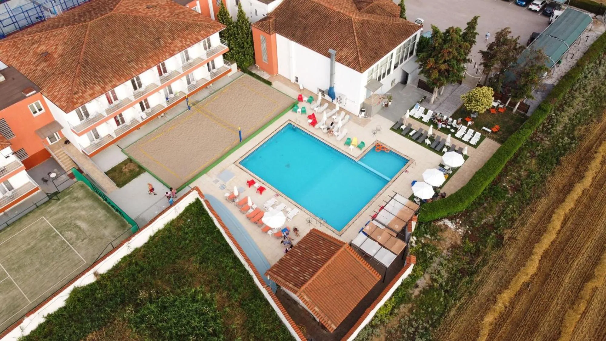 Swimming pool in Athina Airport Hotel