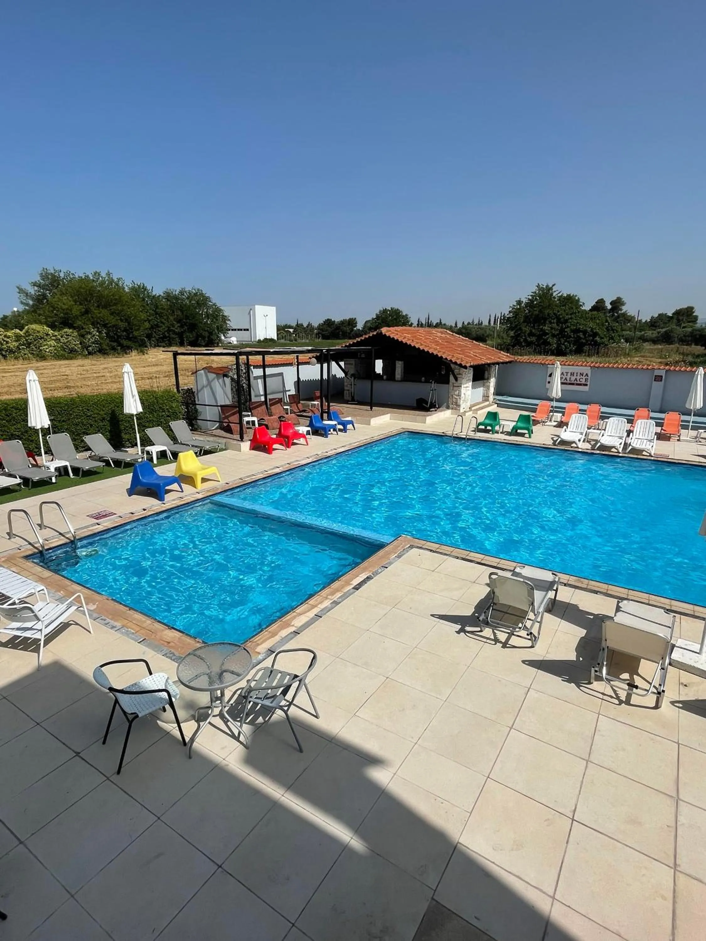 Swimming pool in Athina Airport Hotel