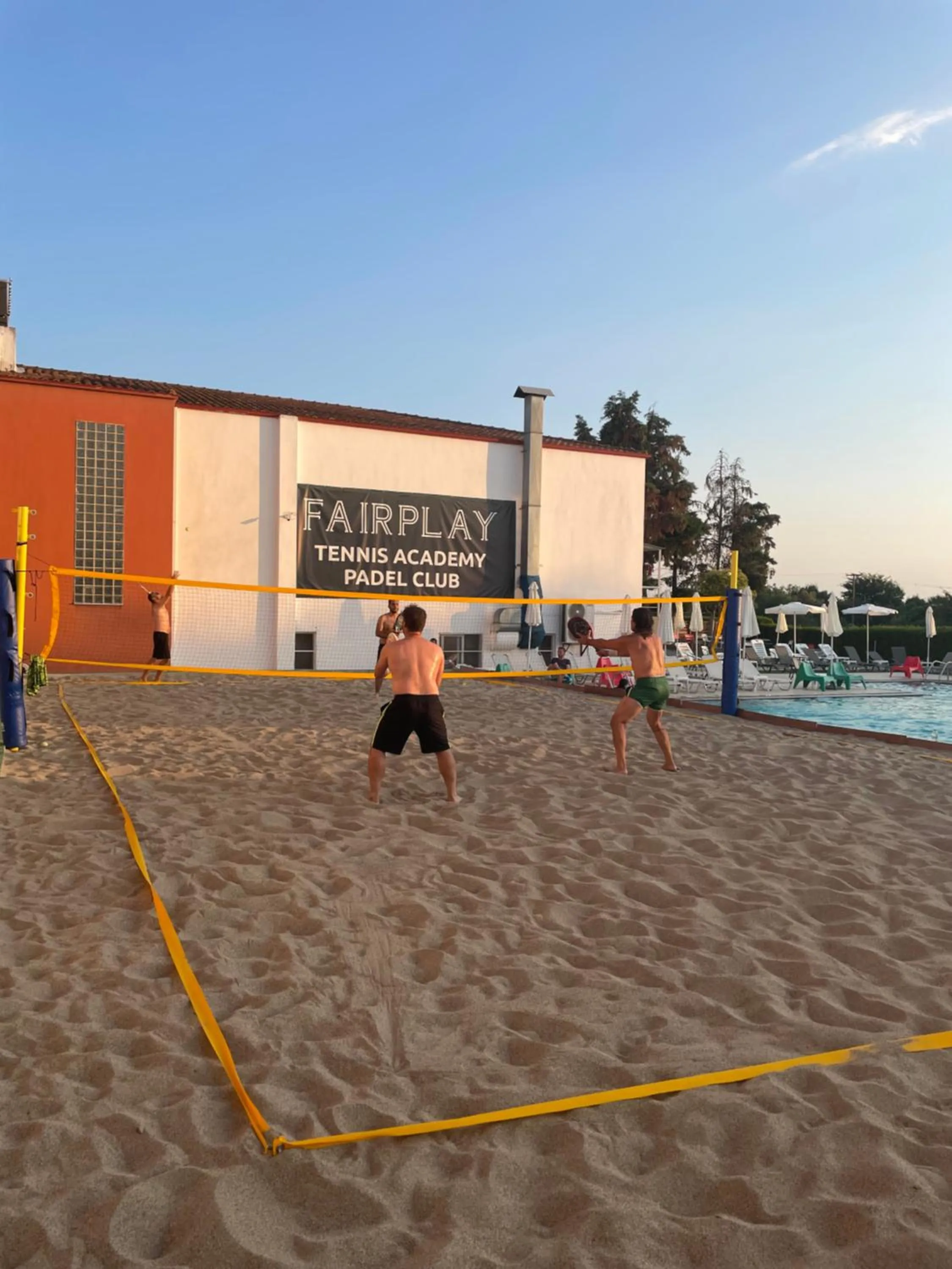 Swimming pool in Athina Airport Hotel