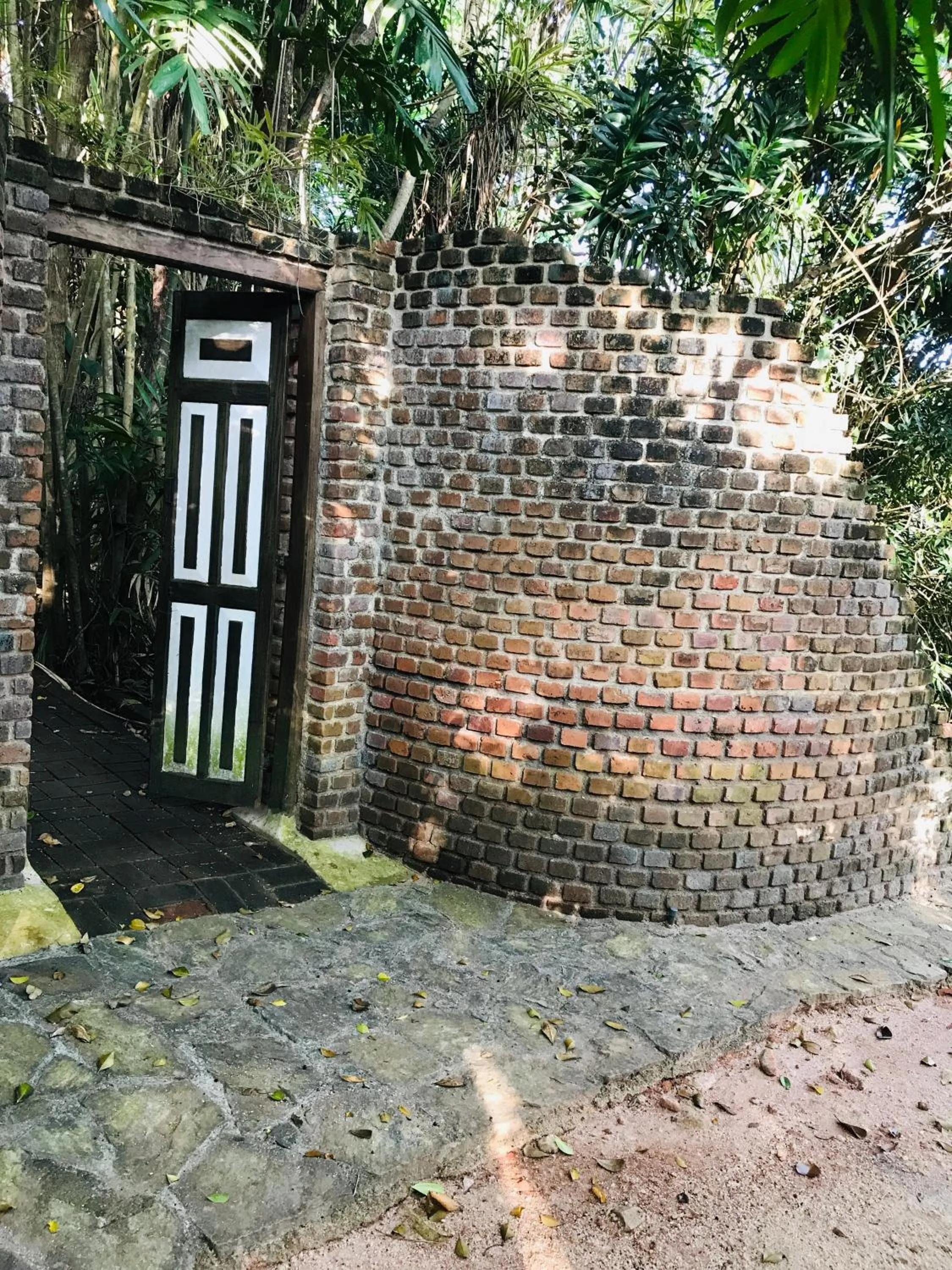 Property building in Ceylon Kingsmen Garden - Katunayake Airport Transit Hotels