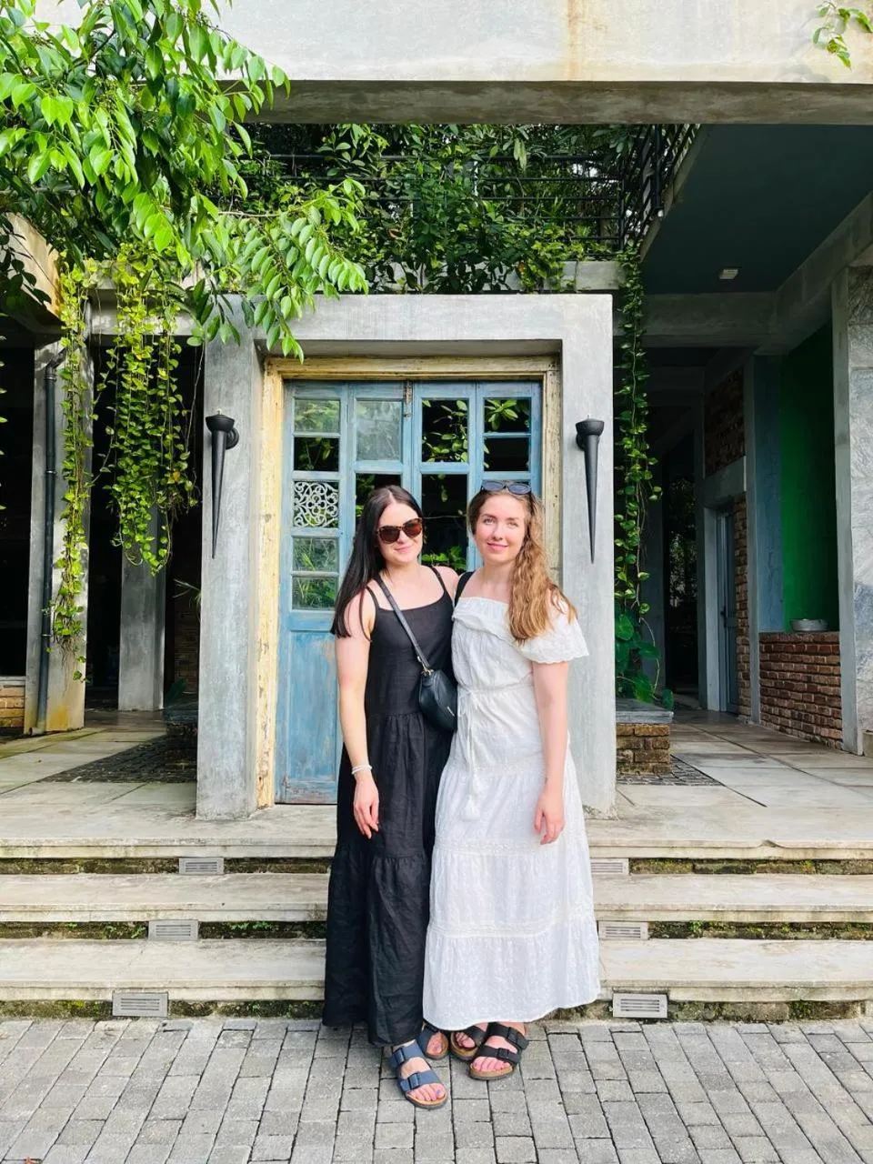 Facade/entrance in Ceylon Kingsmen Garden - Katunayake Airport Transit Hotels