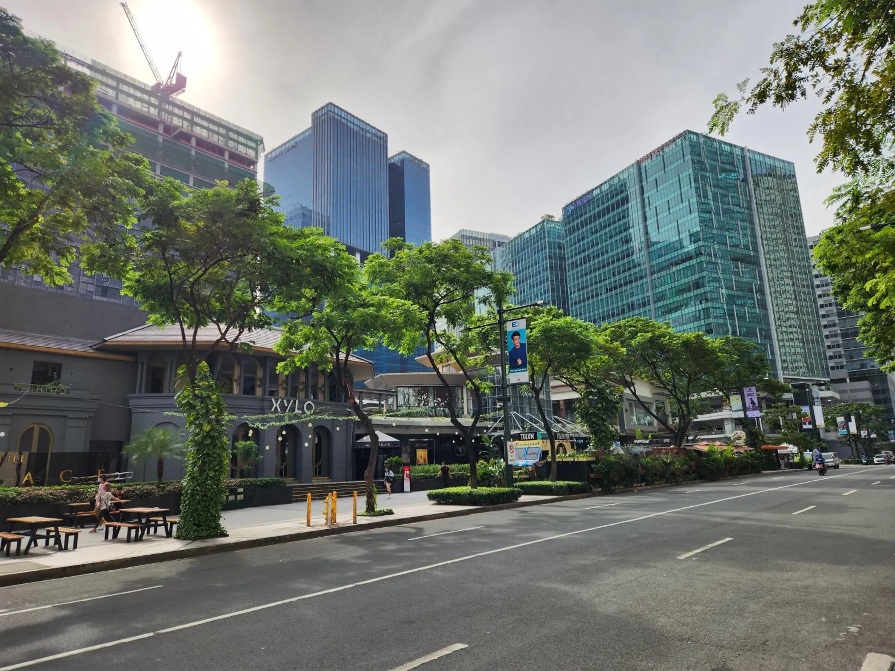One-Bedroom Apartment - single occupancy in 8U Pristine & Cozy Stay at Uptown Mall BGC across Mitsukoshi with FREE Parking and Balcony One-Bedroom Apartment - single occupancy in 8U Pristine & Cozy Stay at Uptown Mall BGC across Mitsukoshi with FREE Parking and Balcony