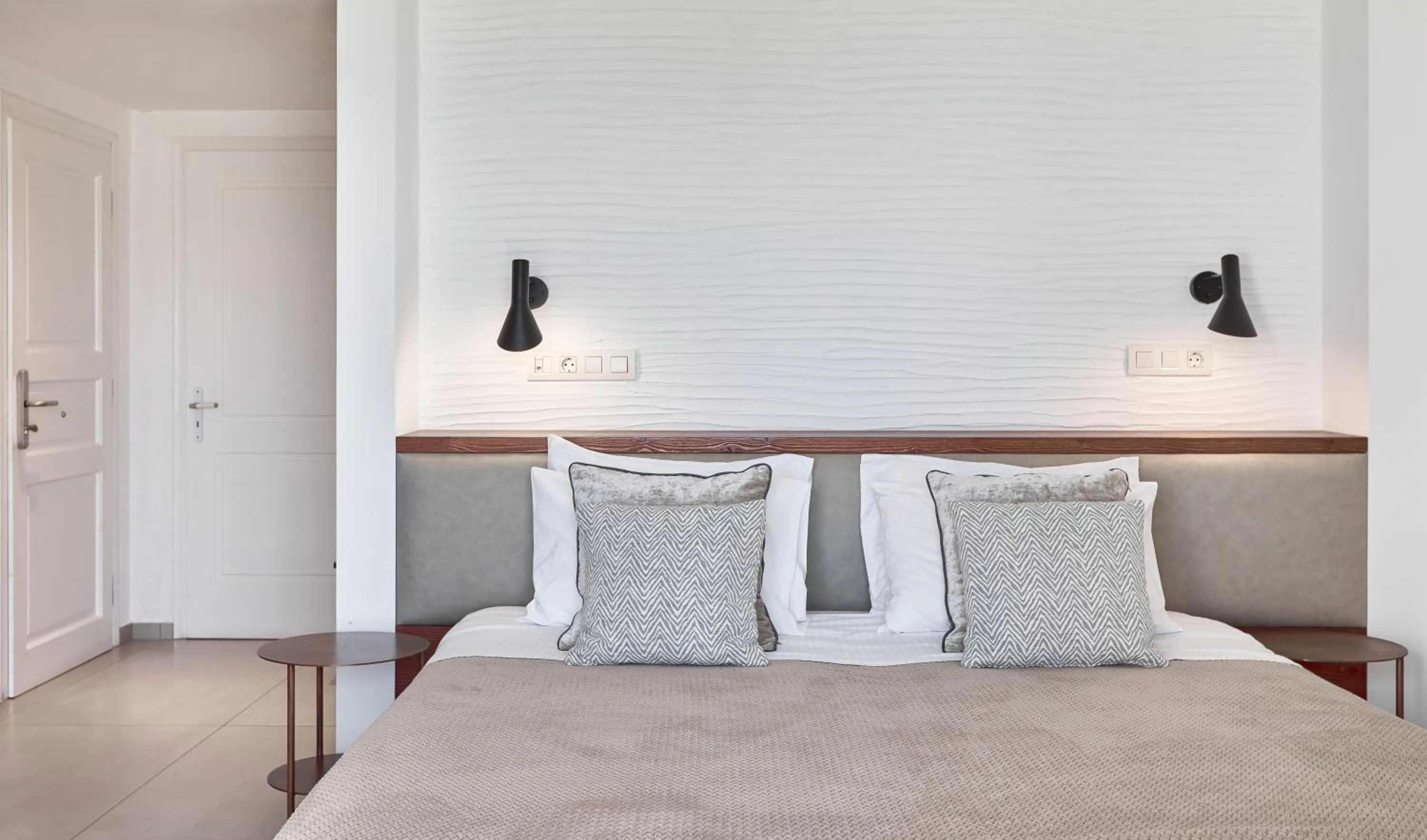 Bed in Paros Agnanti Resort & Spa