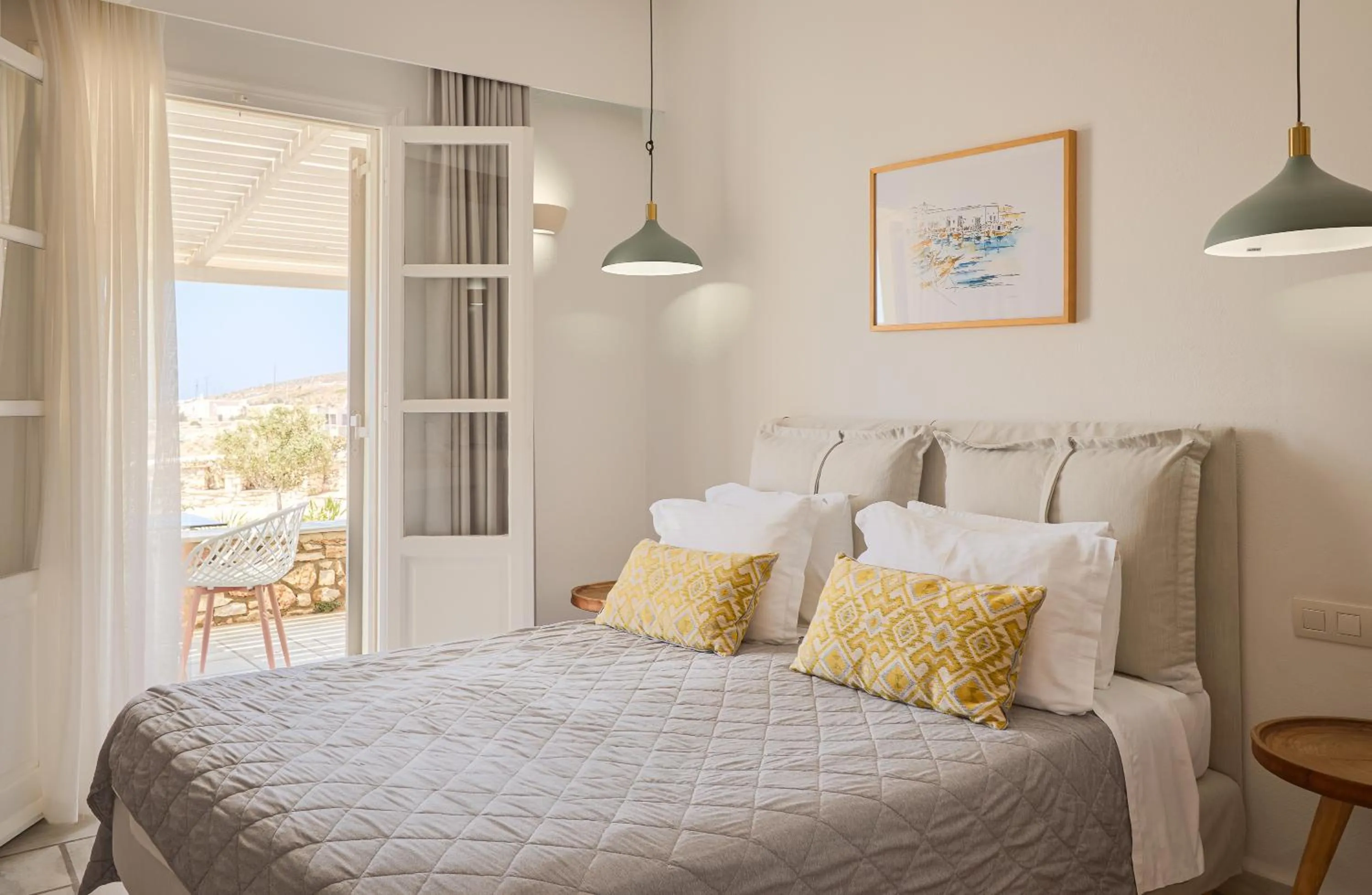 Photo of the whole room, Bed in Paros Agnanti Resort & Spa