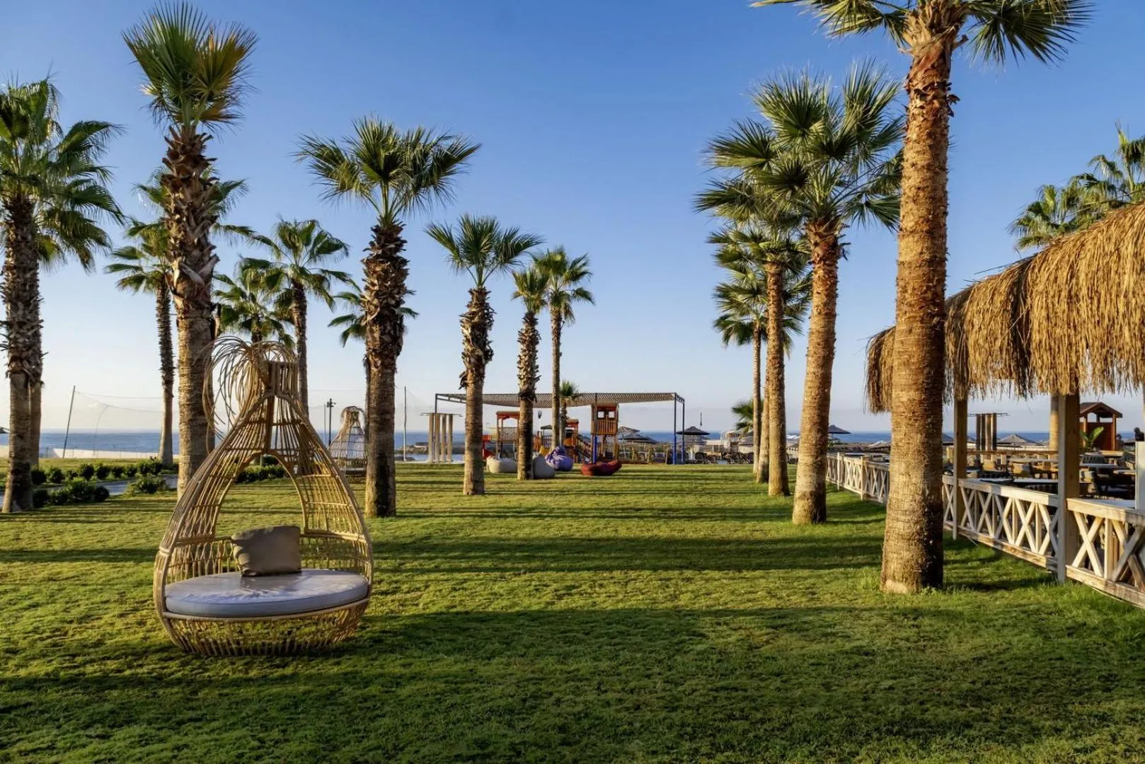 Spring in Serenity Queen Hotel