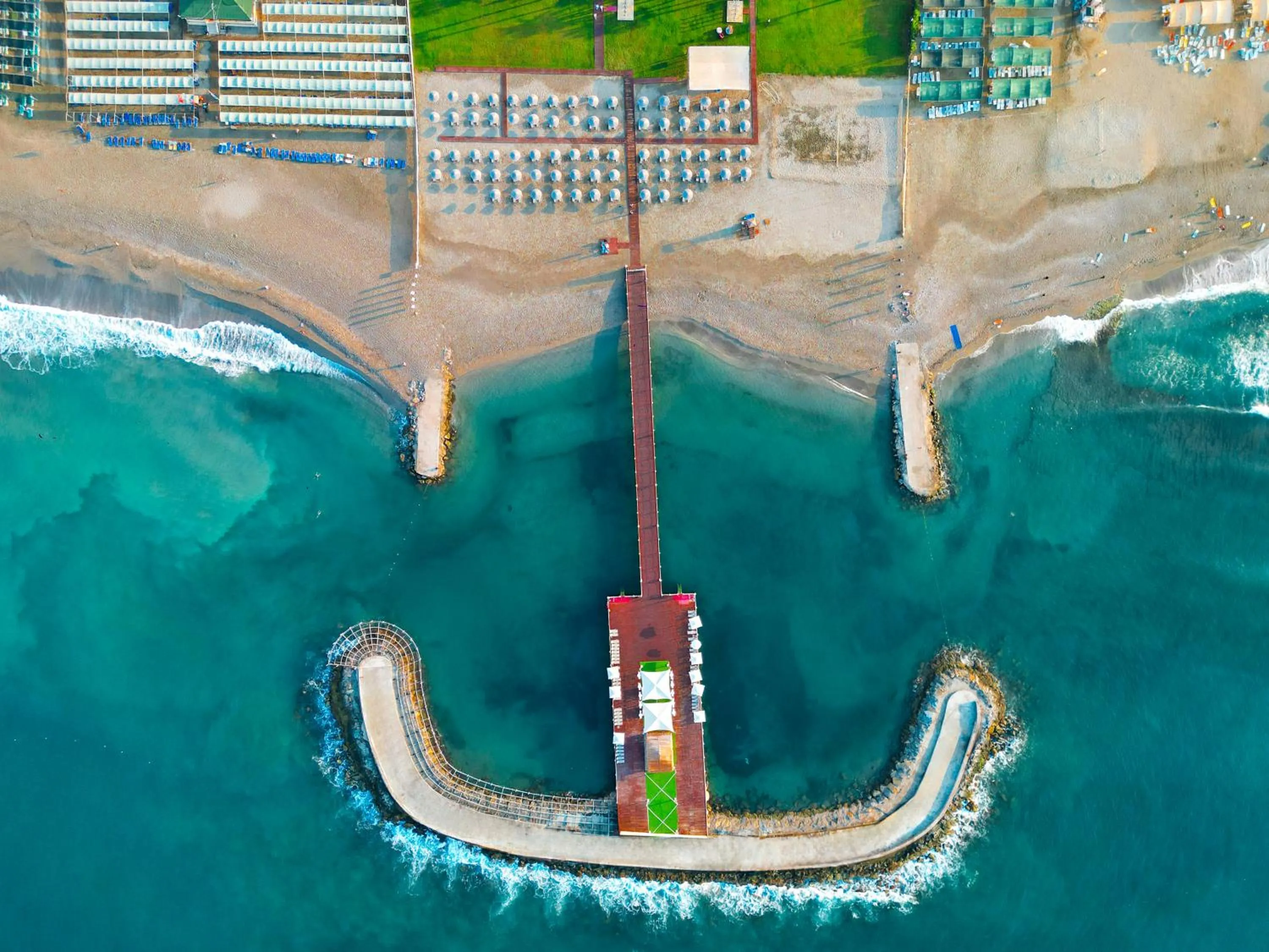 Day in Serenity Queen Hotel