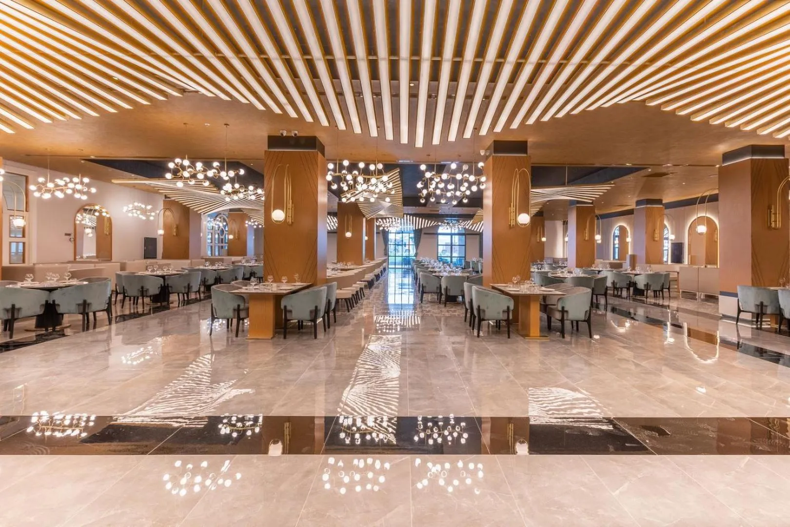 Property building in Serenity Queen Hotel