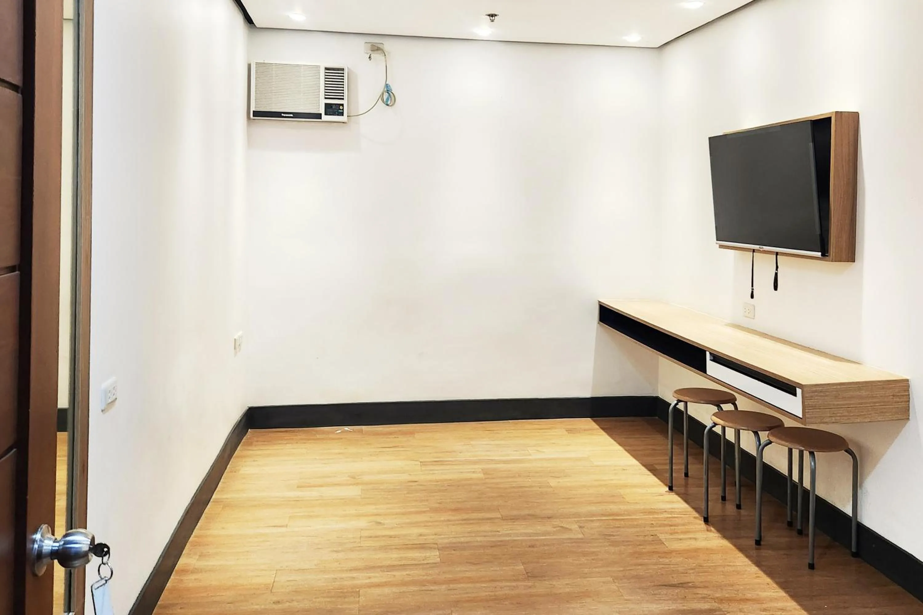 Boulevard Pension Hotel Cebu