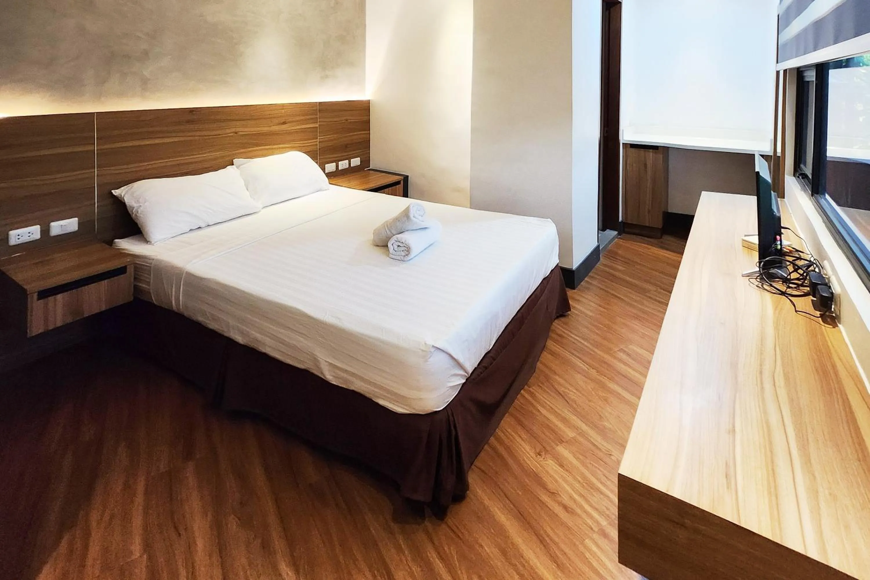 Bed in Boulevard Pension Hotel Cebu