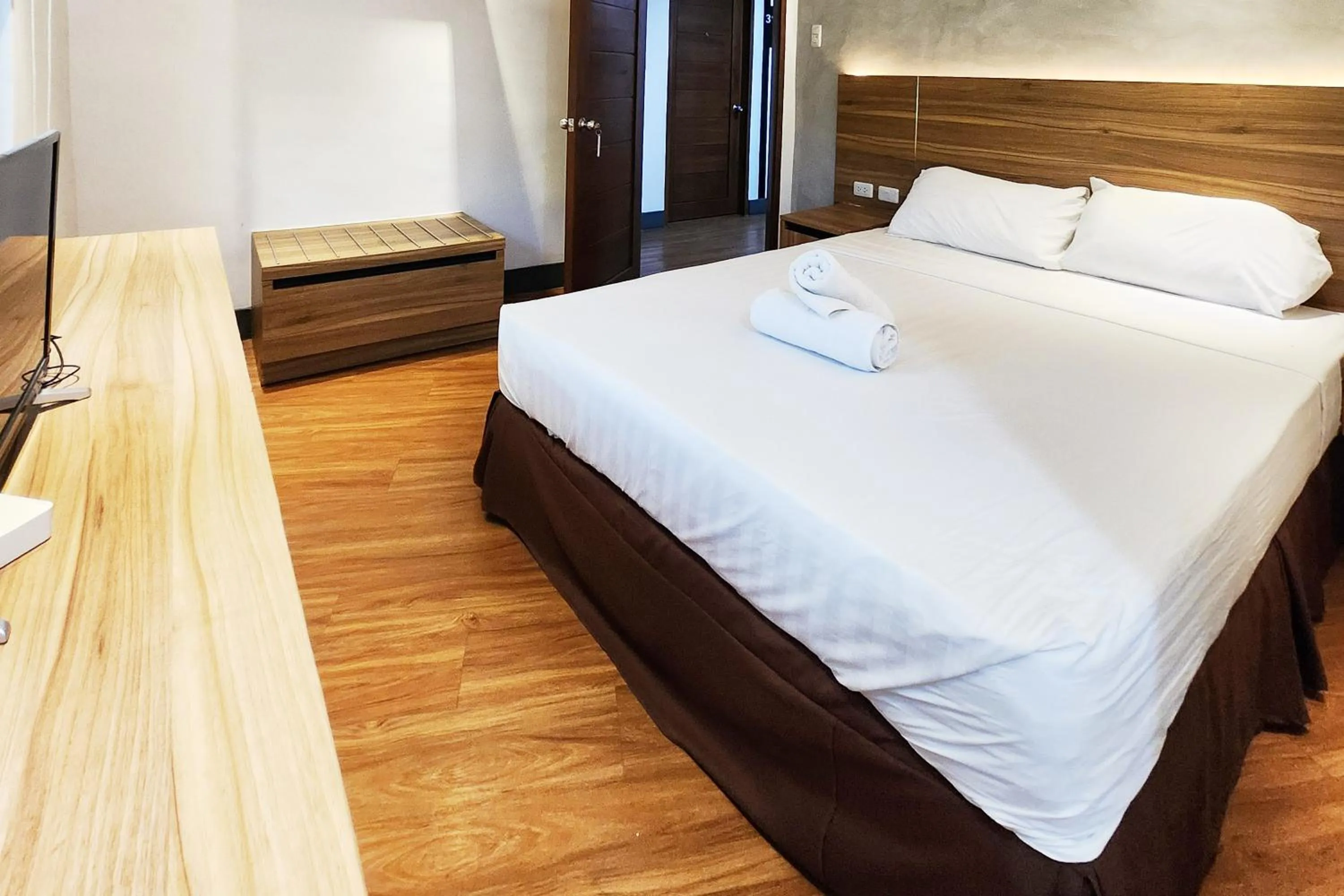 Bed in Boulevard Pension Hotel Cebu