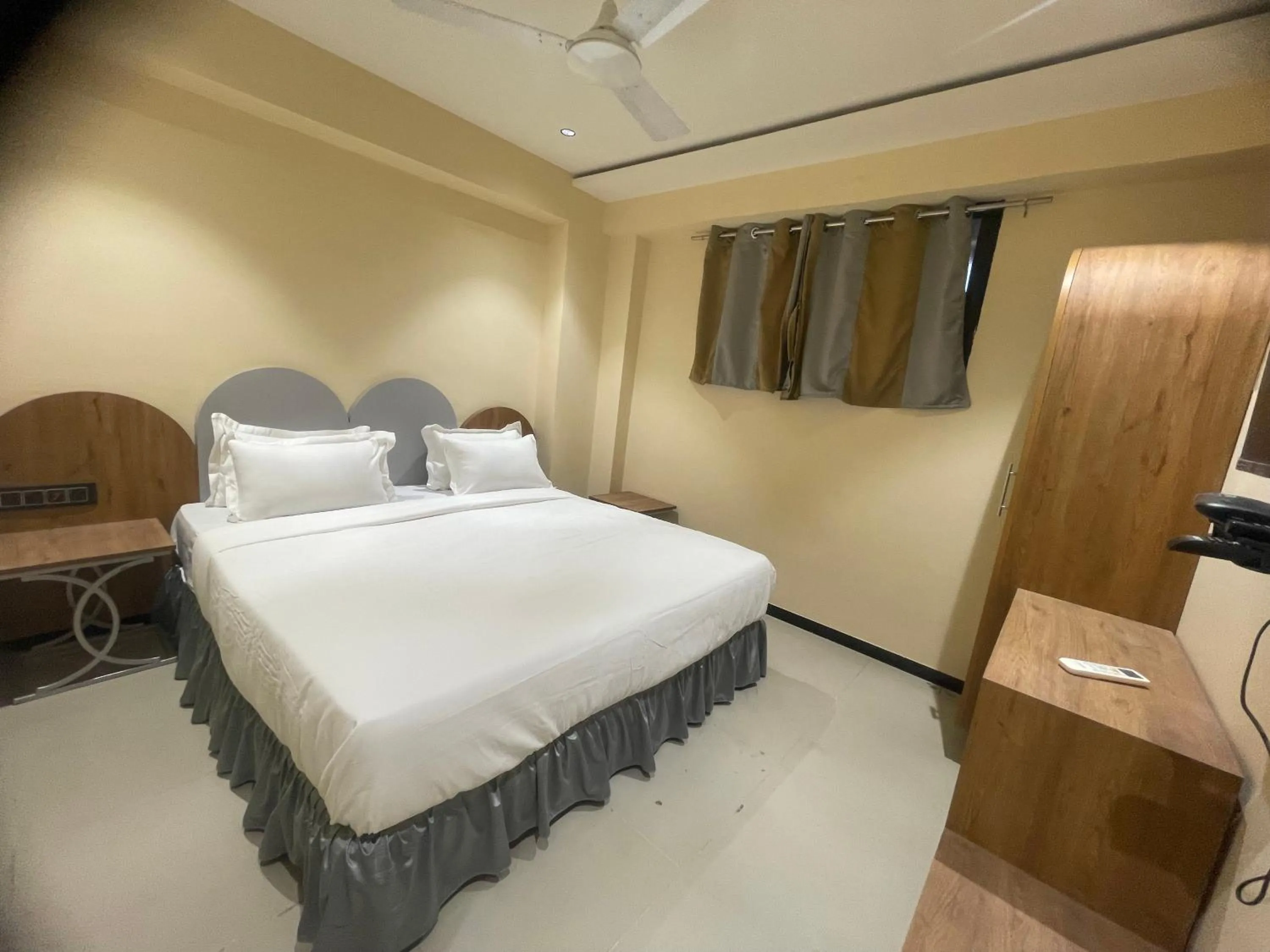 Bed in Hotel Nova Bopal