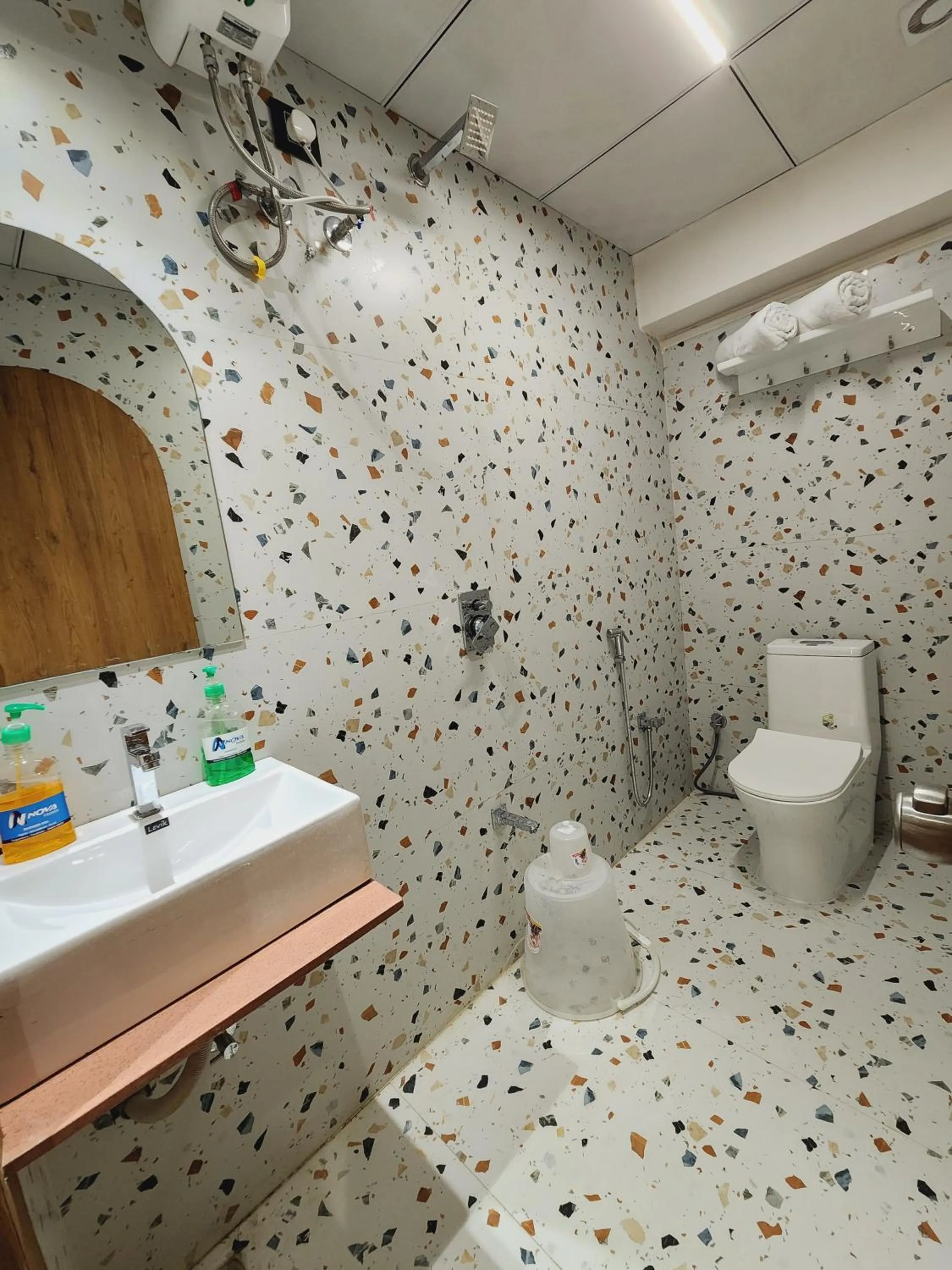 Toilet in Hotel Nova Bopal