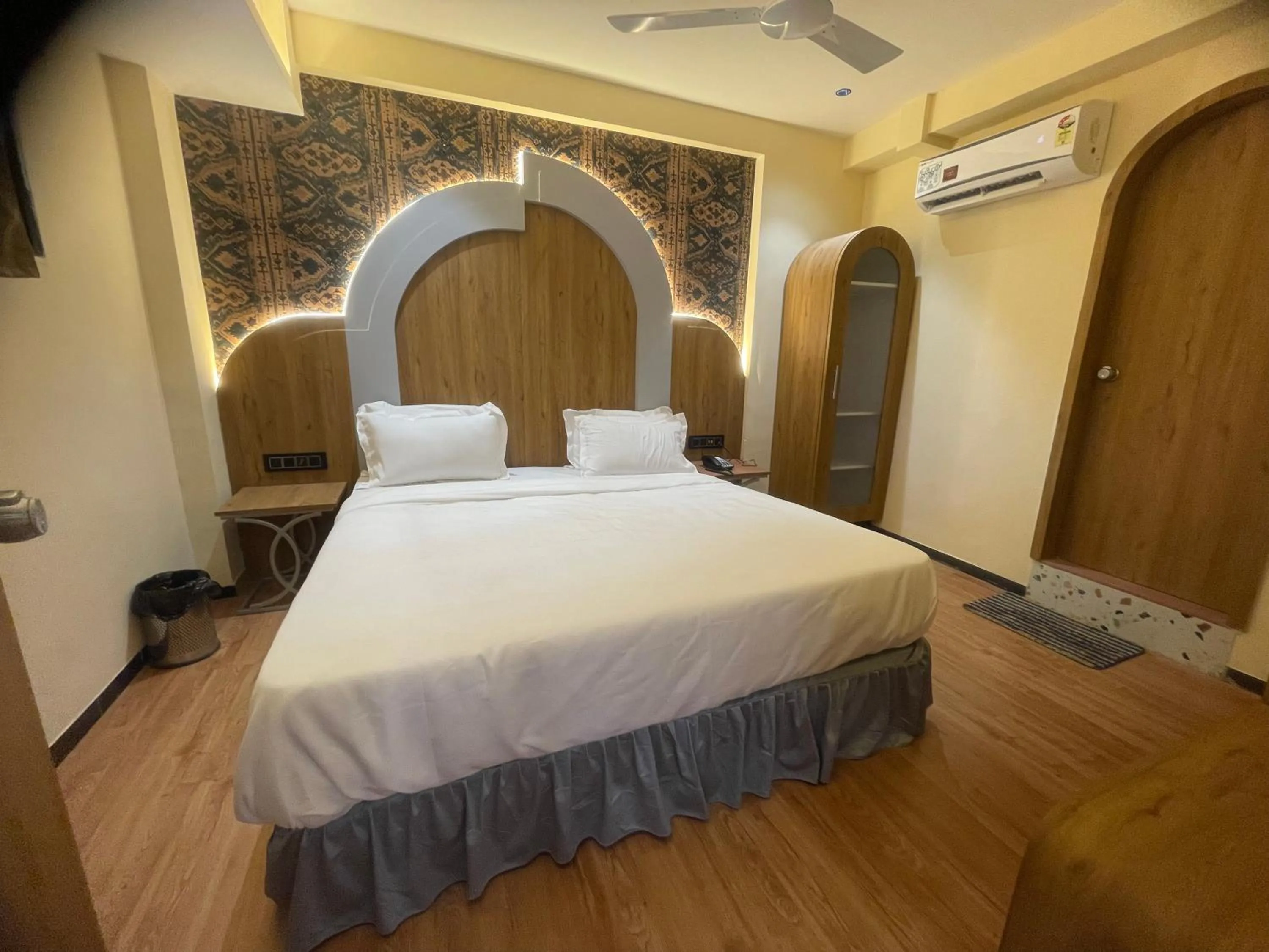 Bed in Hotel Nova Bopal