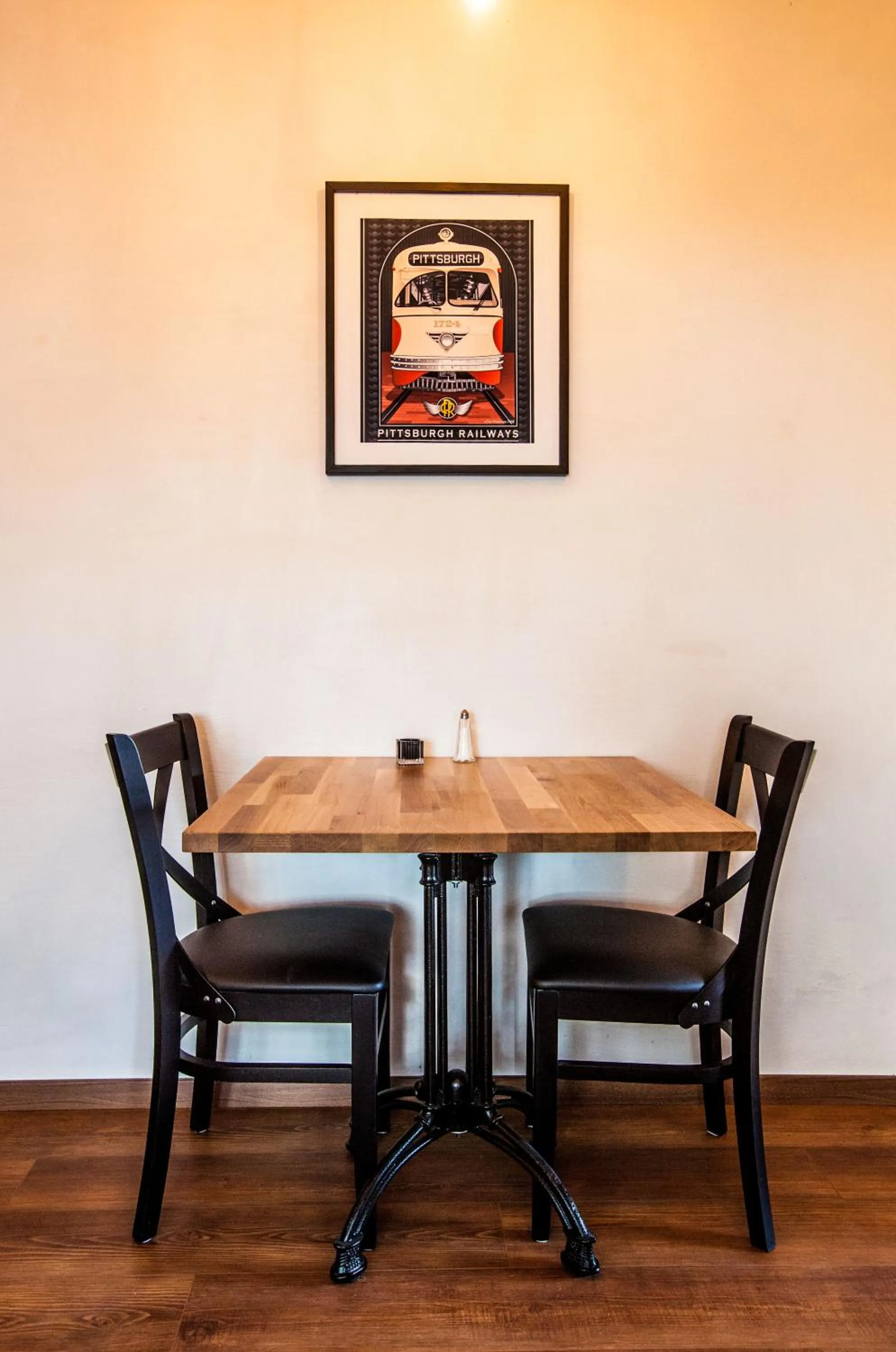 Restaurant/places to eat in Hotel Rajka