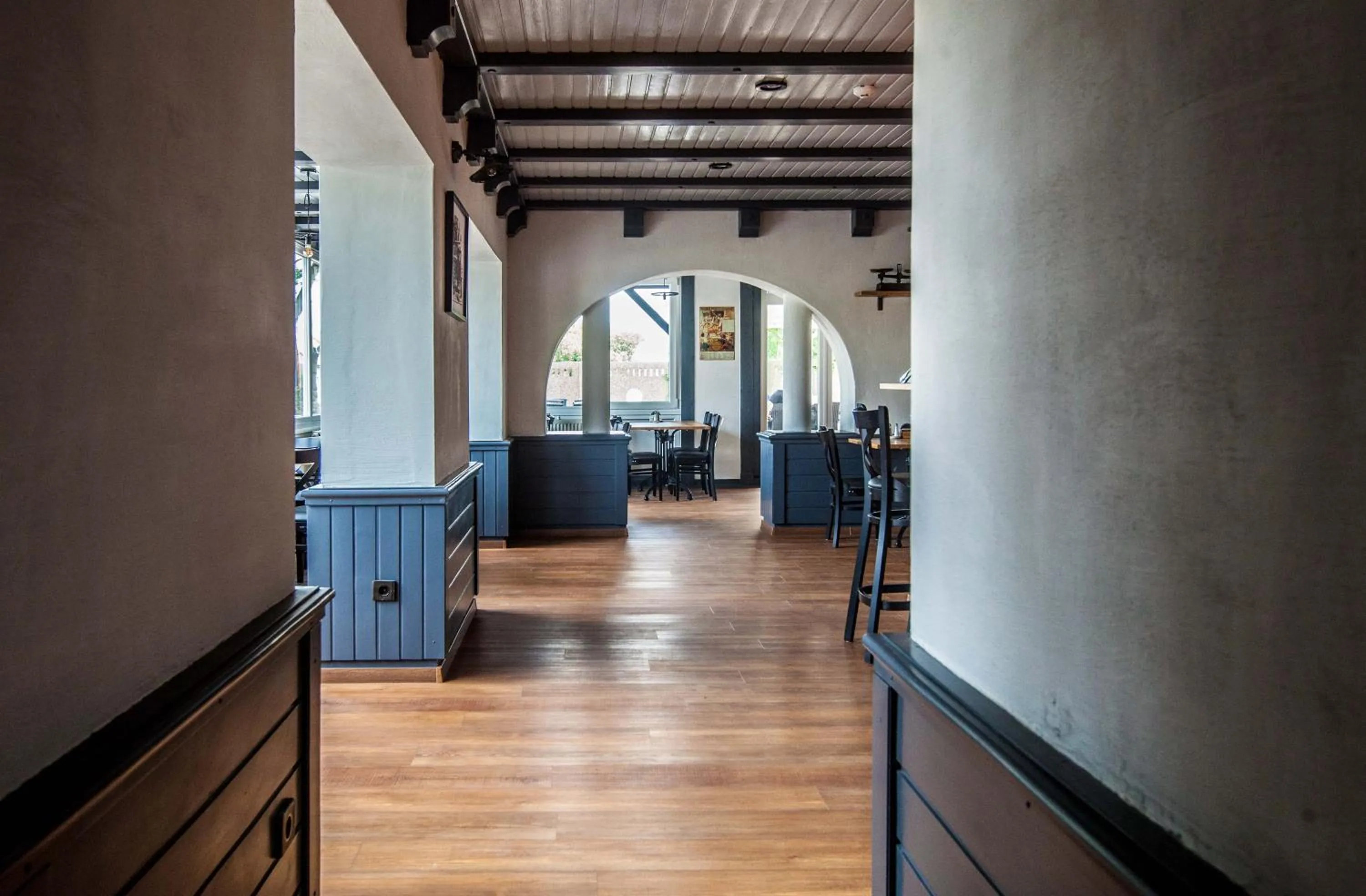 Restaurant/places to eat in Hotel Rajka