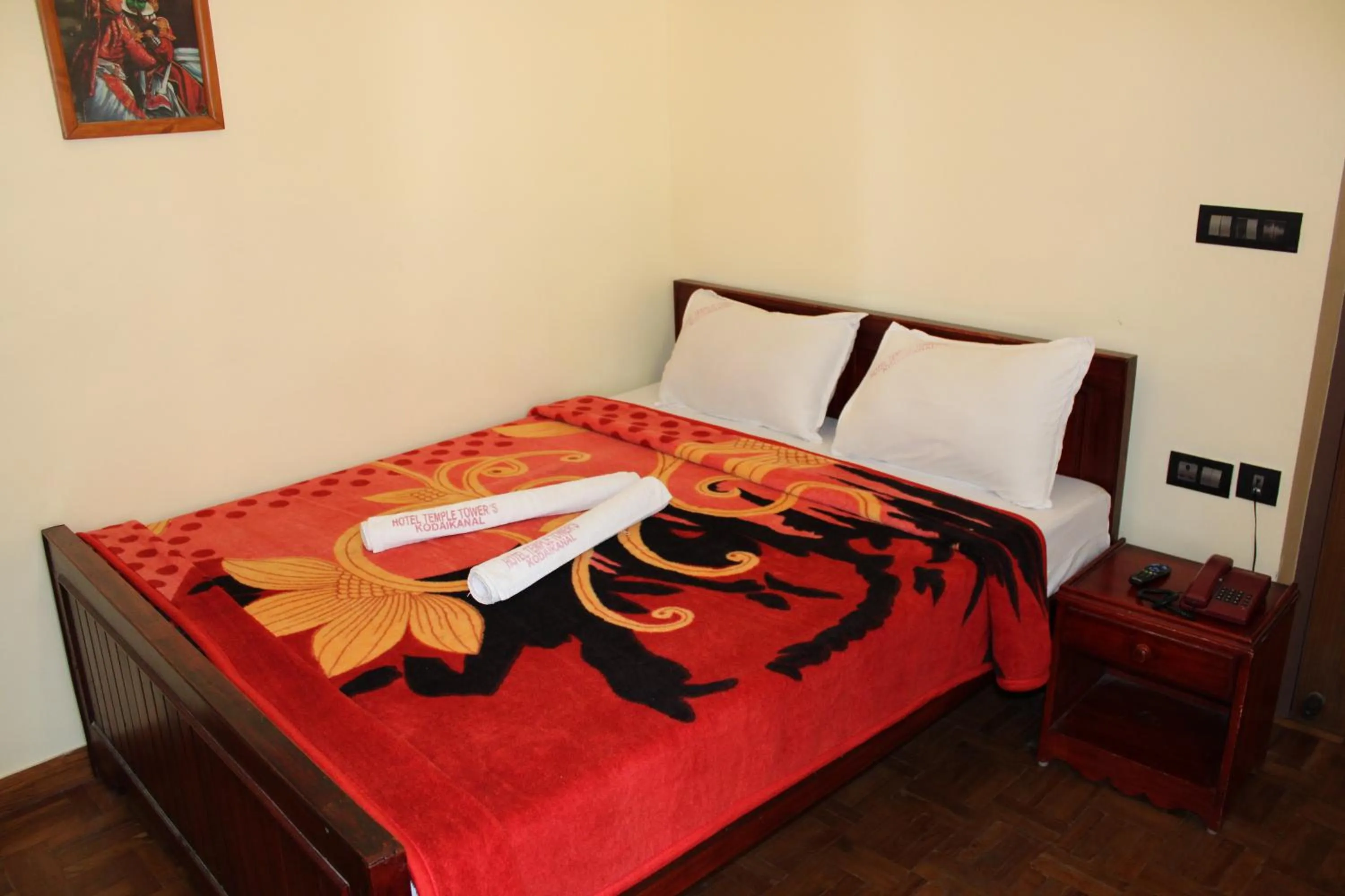 Bed in Hotel Temple Towers