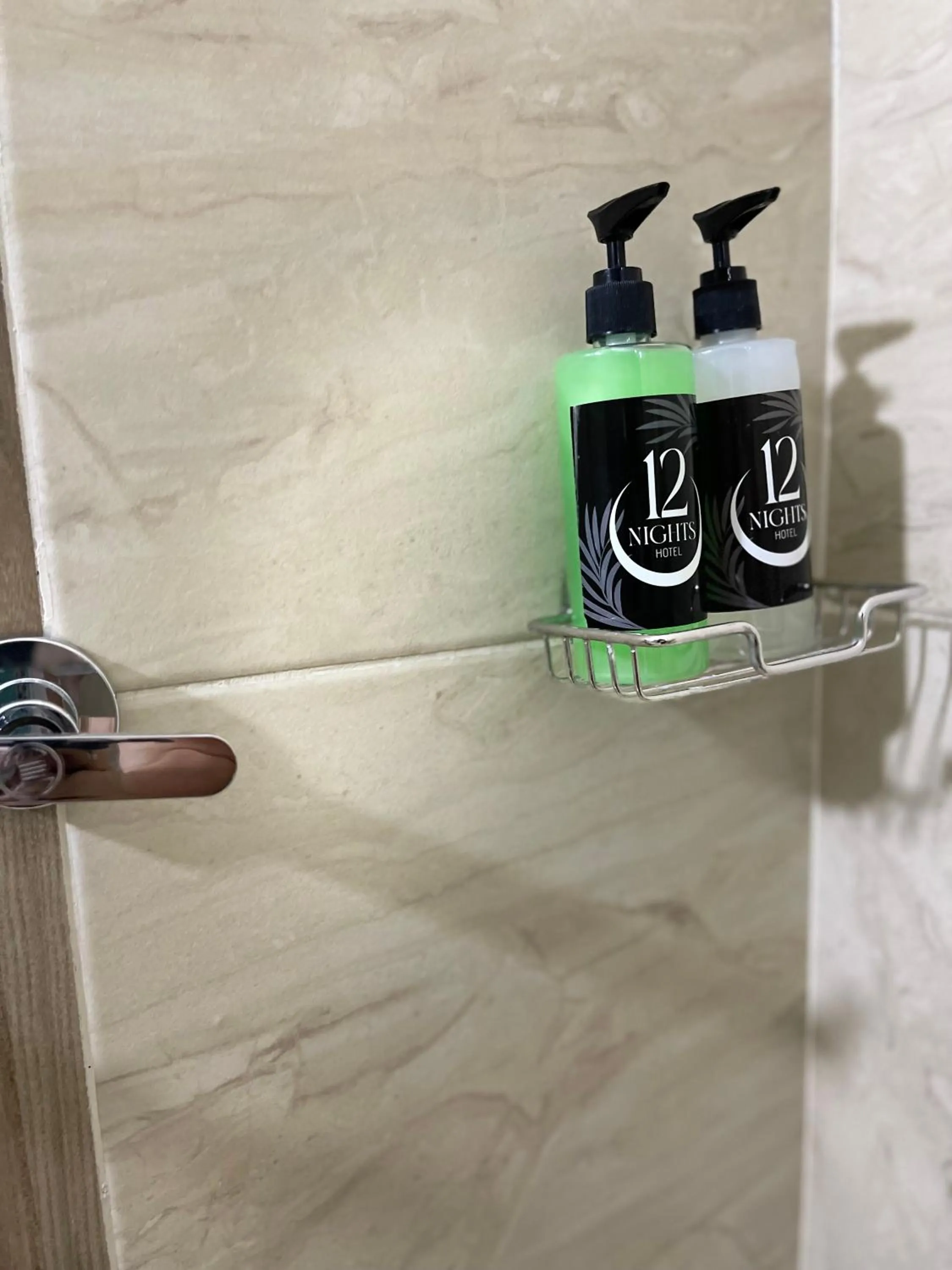 Toilet in Hotel 12 Nights