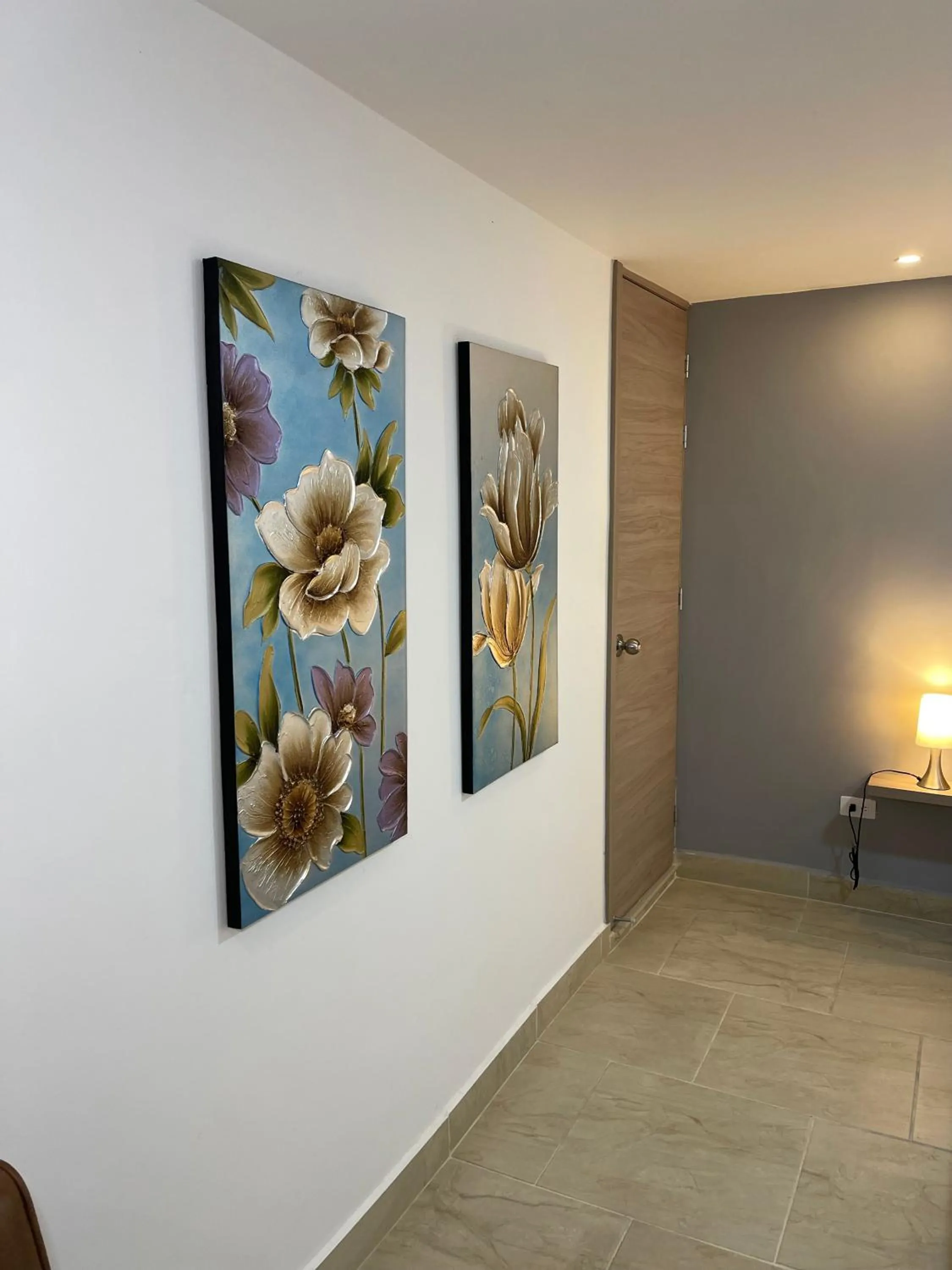 Decorative detail in Hotel 12 Nights