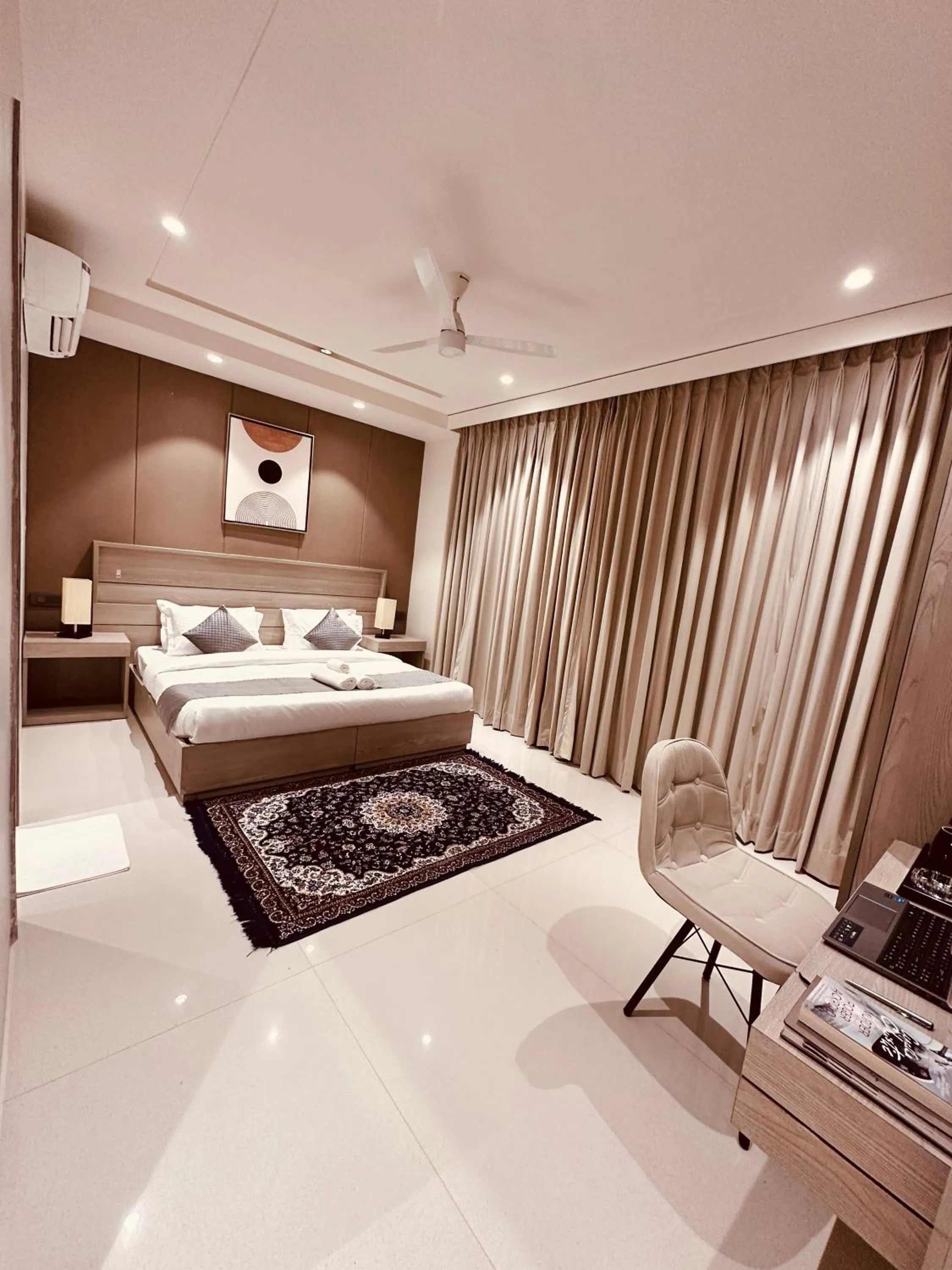Bed in The Lodgers 2 BHK Serviced Apartment Near Artemis Hospital Sector 57 Gurgaon - Nearest Metro Station Sector 54 Chowk