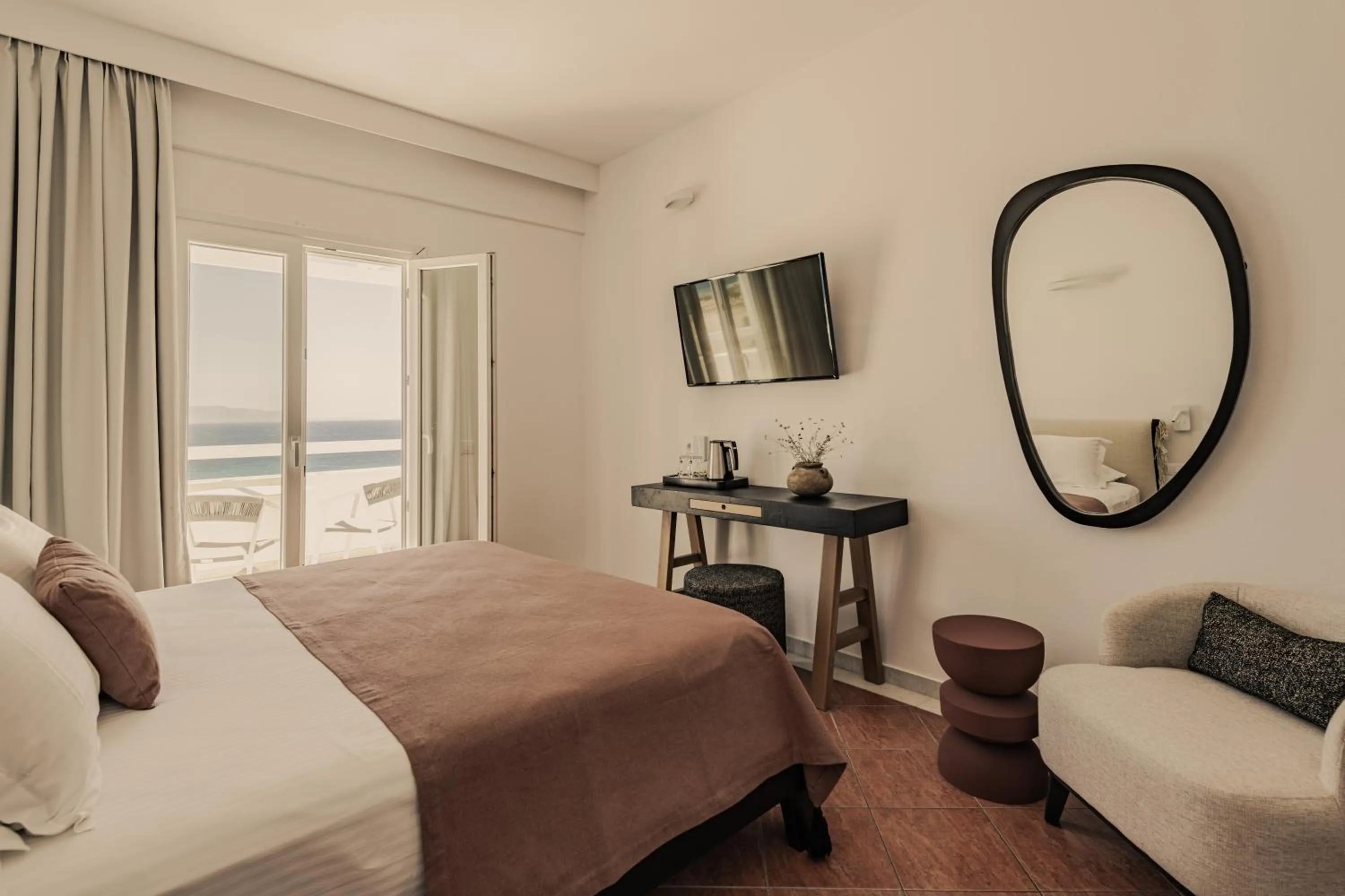 Bed in Saint George Hotel