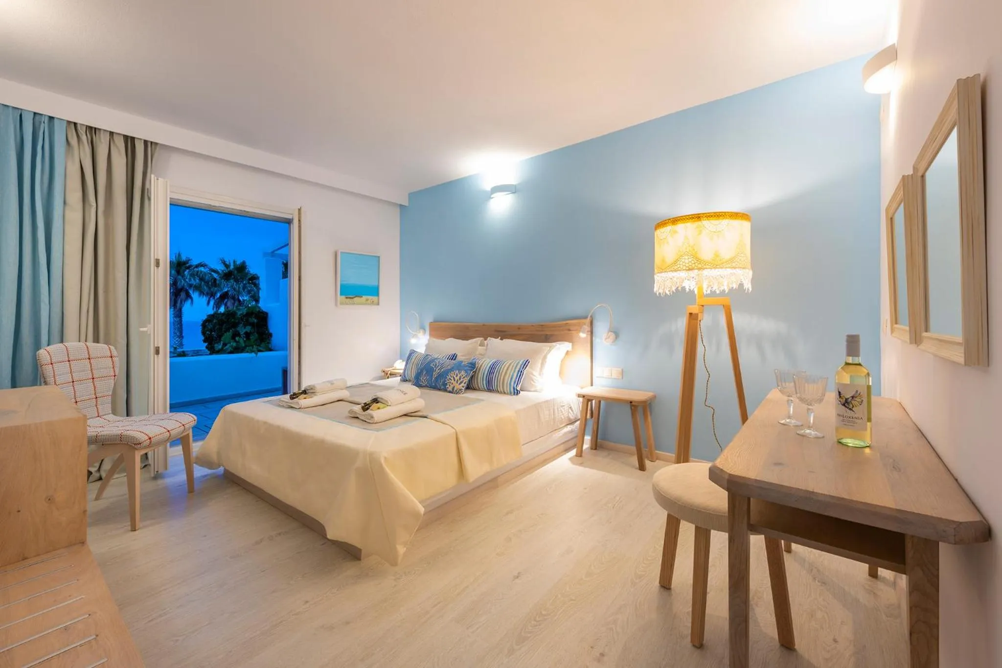 Bed in Saint George Hotel