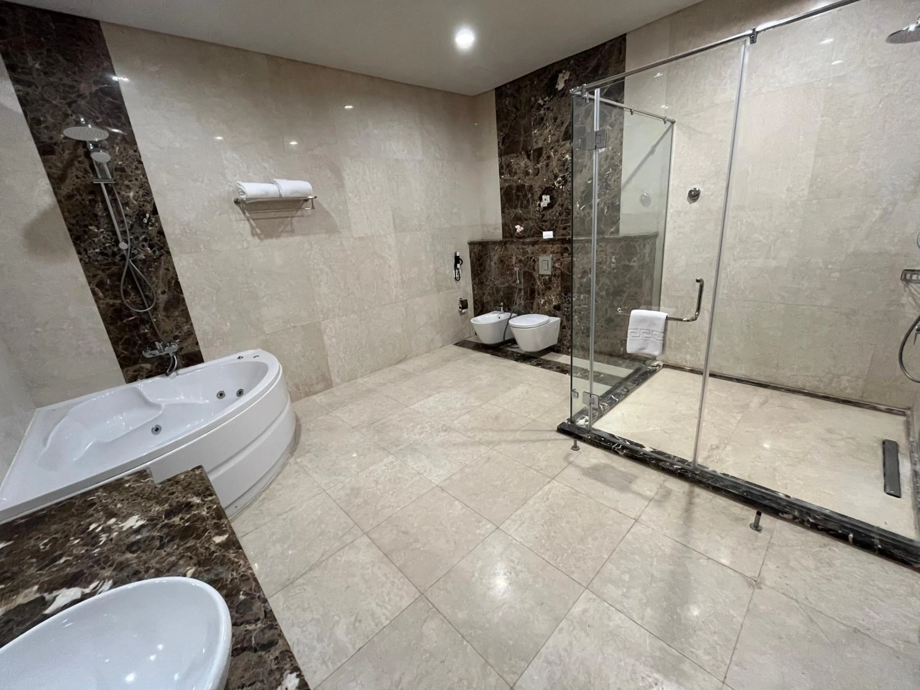 Bathroom in Tolip Olympic International City